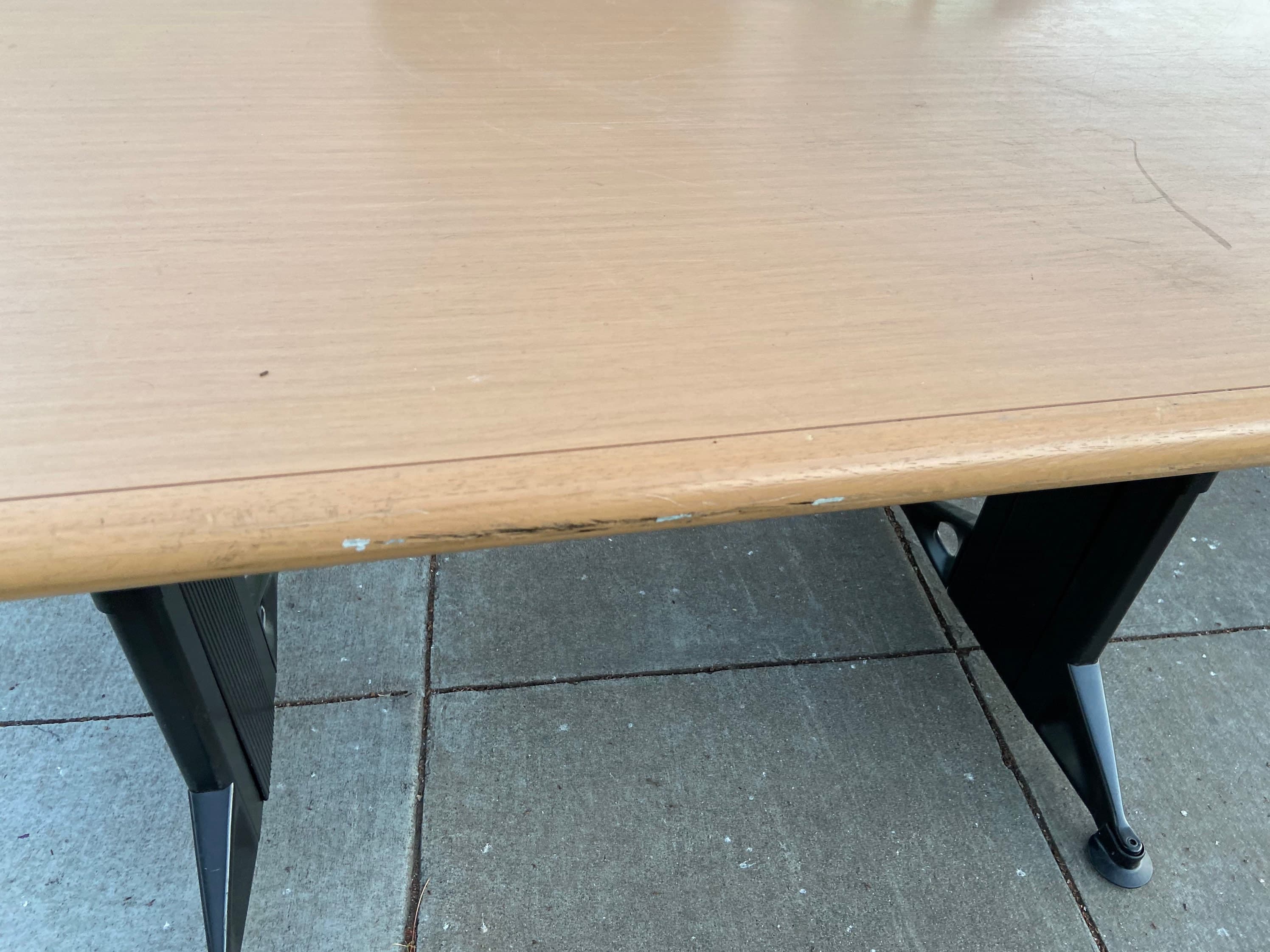 Herman Miller desk - Thumbnail 2