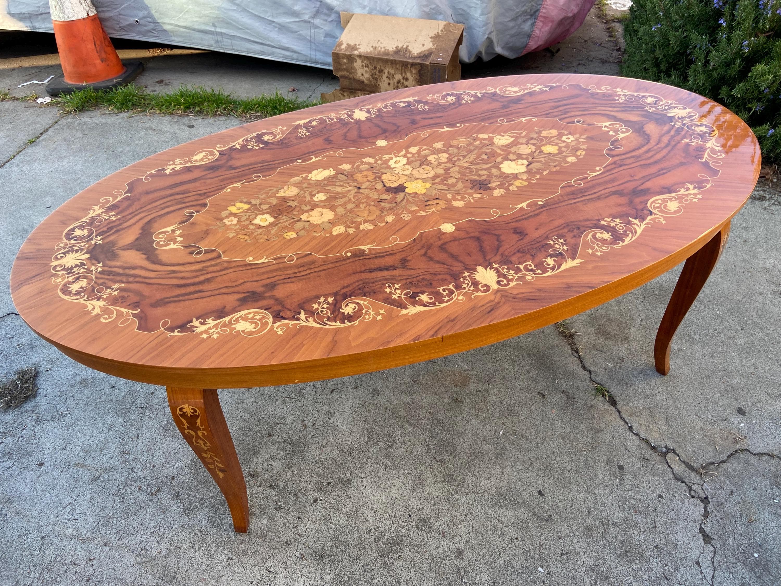 Vintage mid century modern inlaid Italian oval coffee table - Thumbnail 2