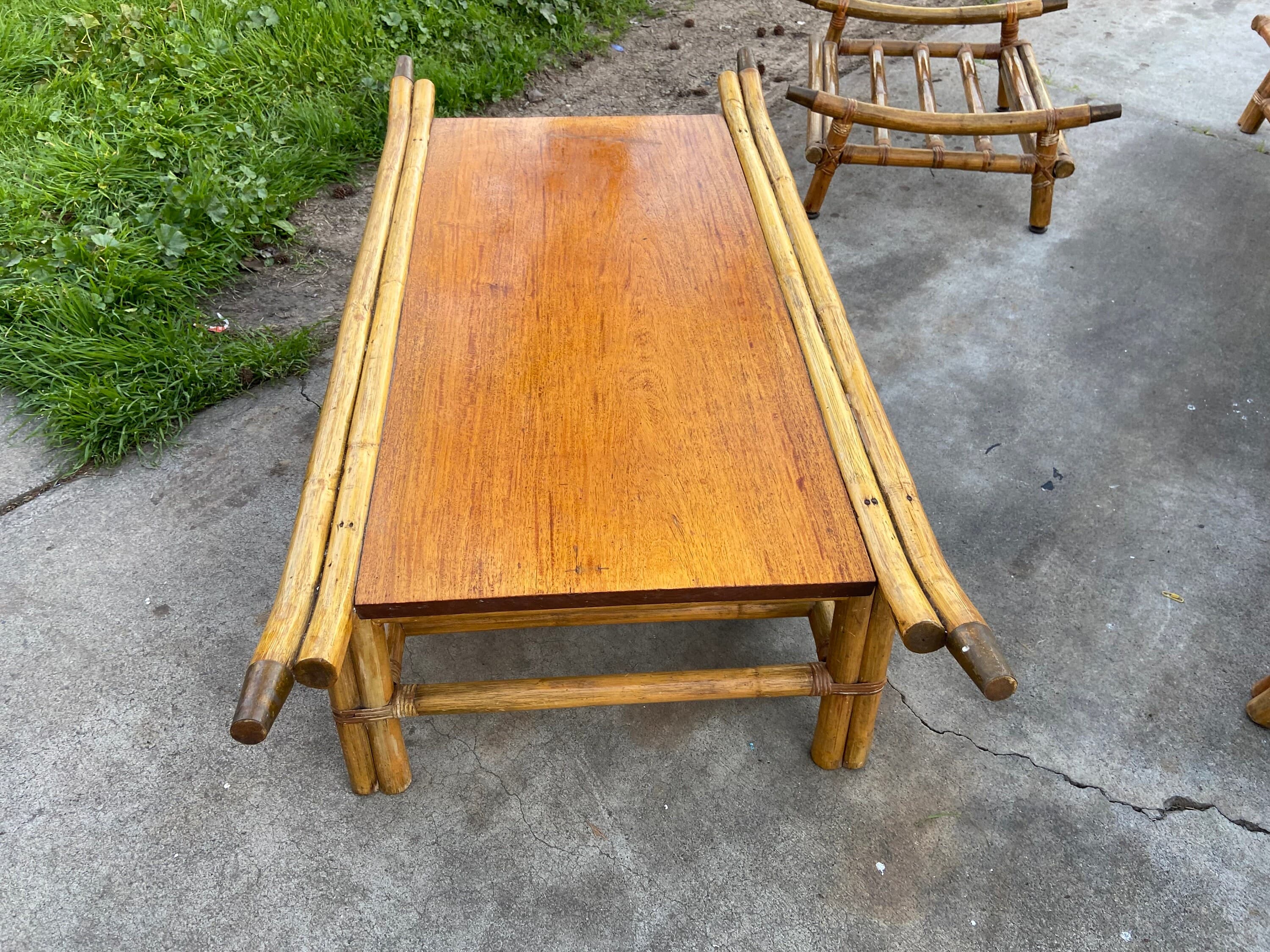 Vintage mid century modern rattan bamboo coffee table - Thumbnail 4