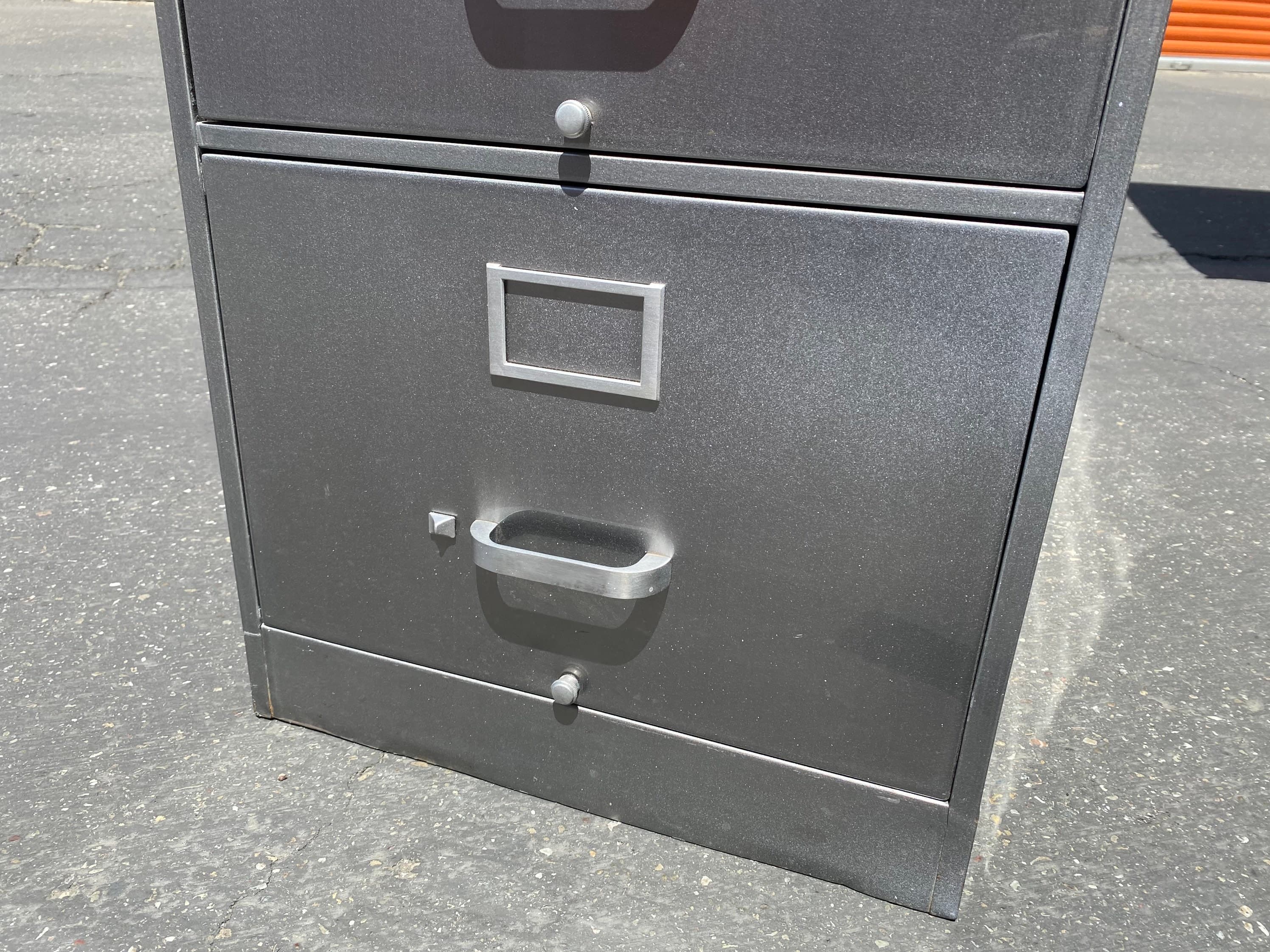 McDowell and Craig vintage metal file cabinet - Thumbnail 5