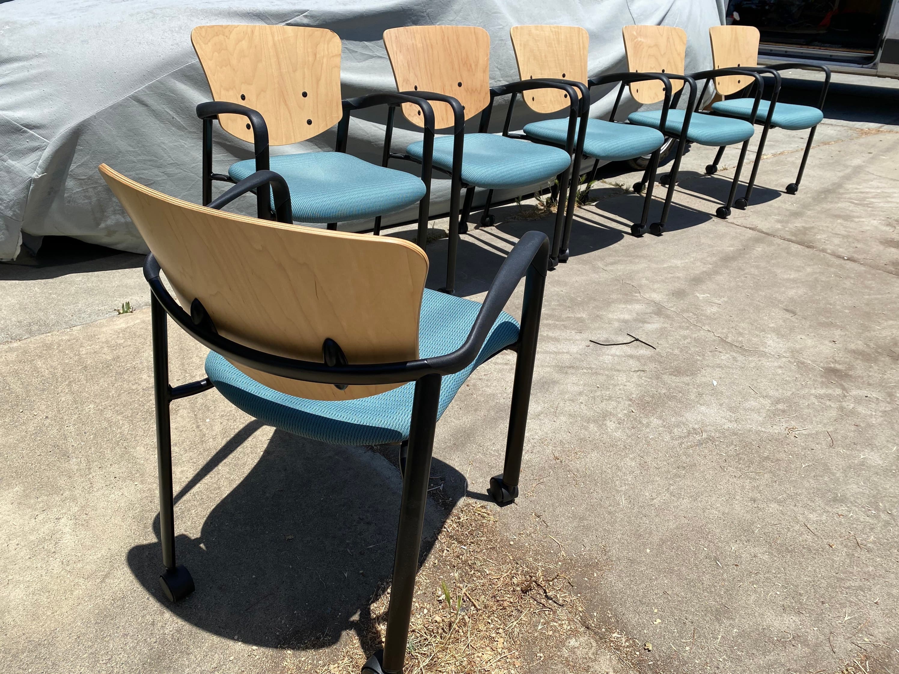 Six conference rolling chairs - Thumbnail 2