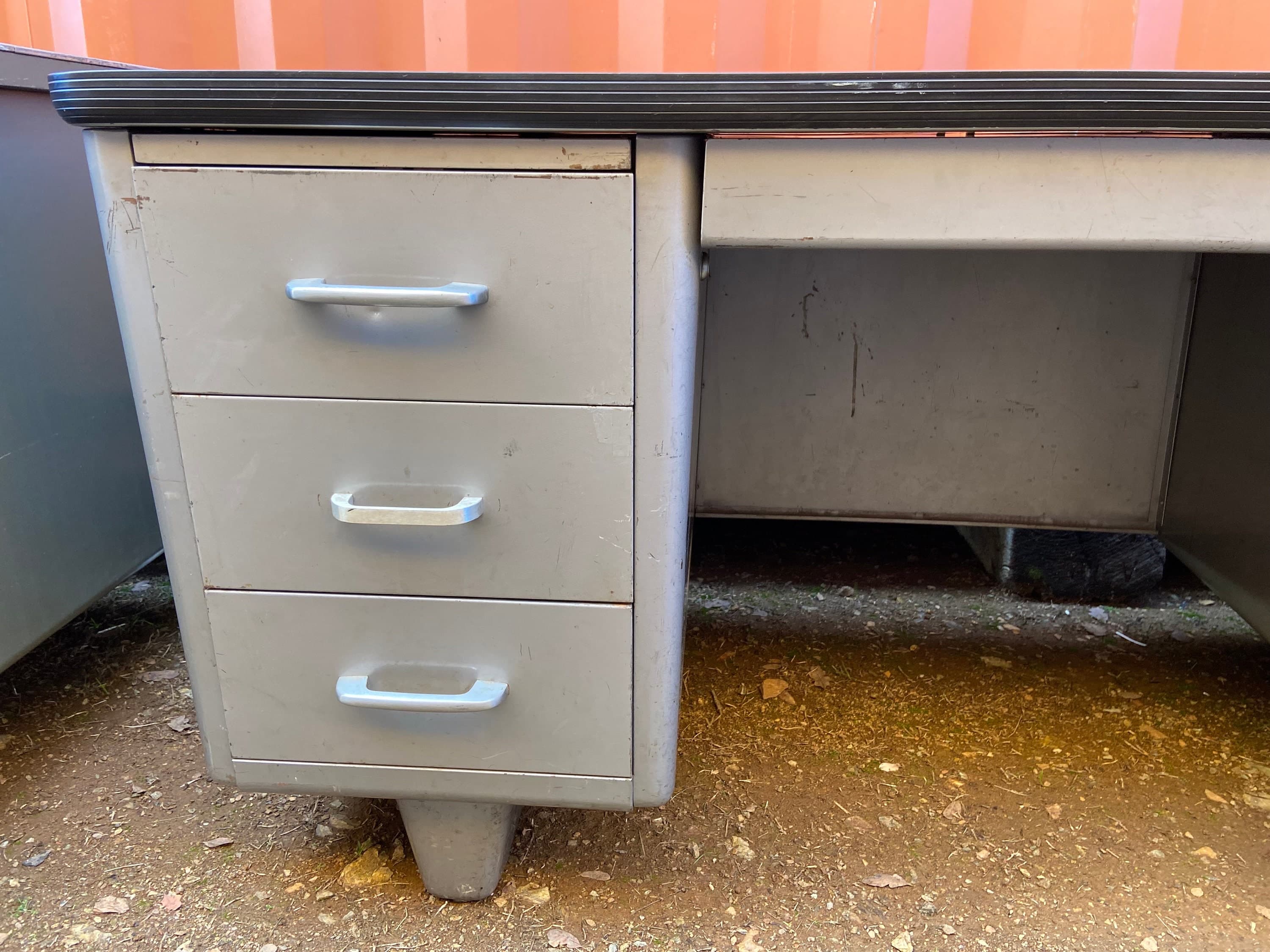 Allsteel vintage metal tanker desk - Thumbnail 2