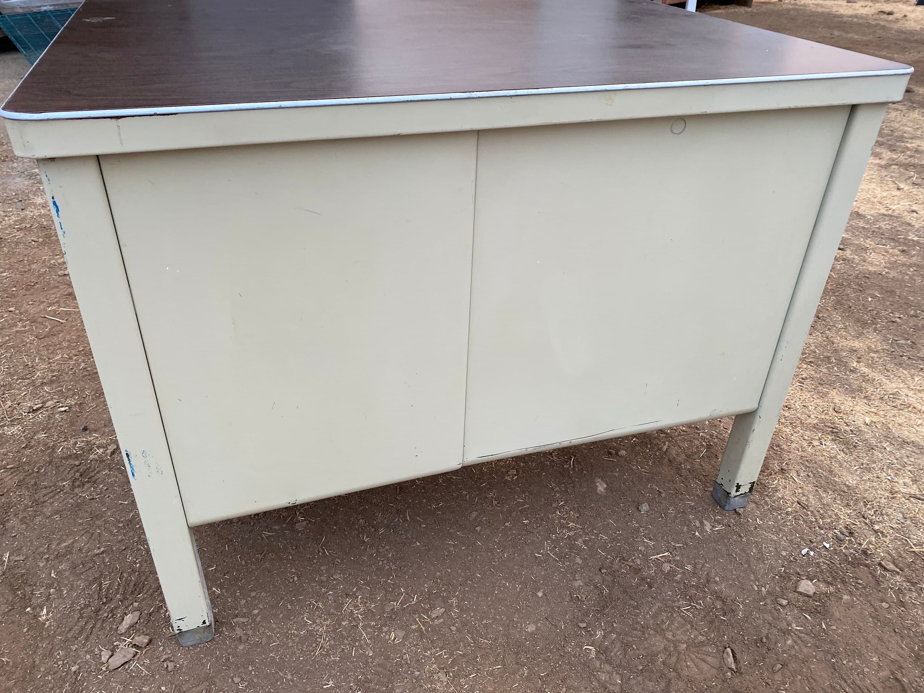 General fireproofing vintage metal tanker desk - Thumbnail 3