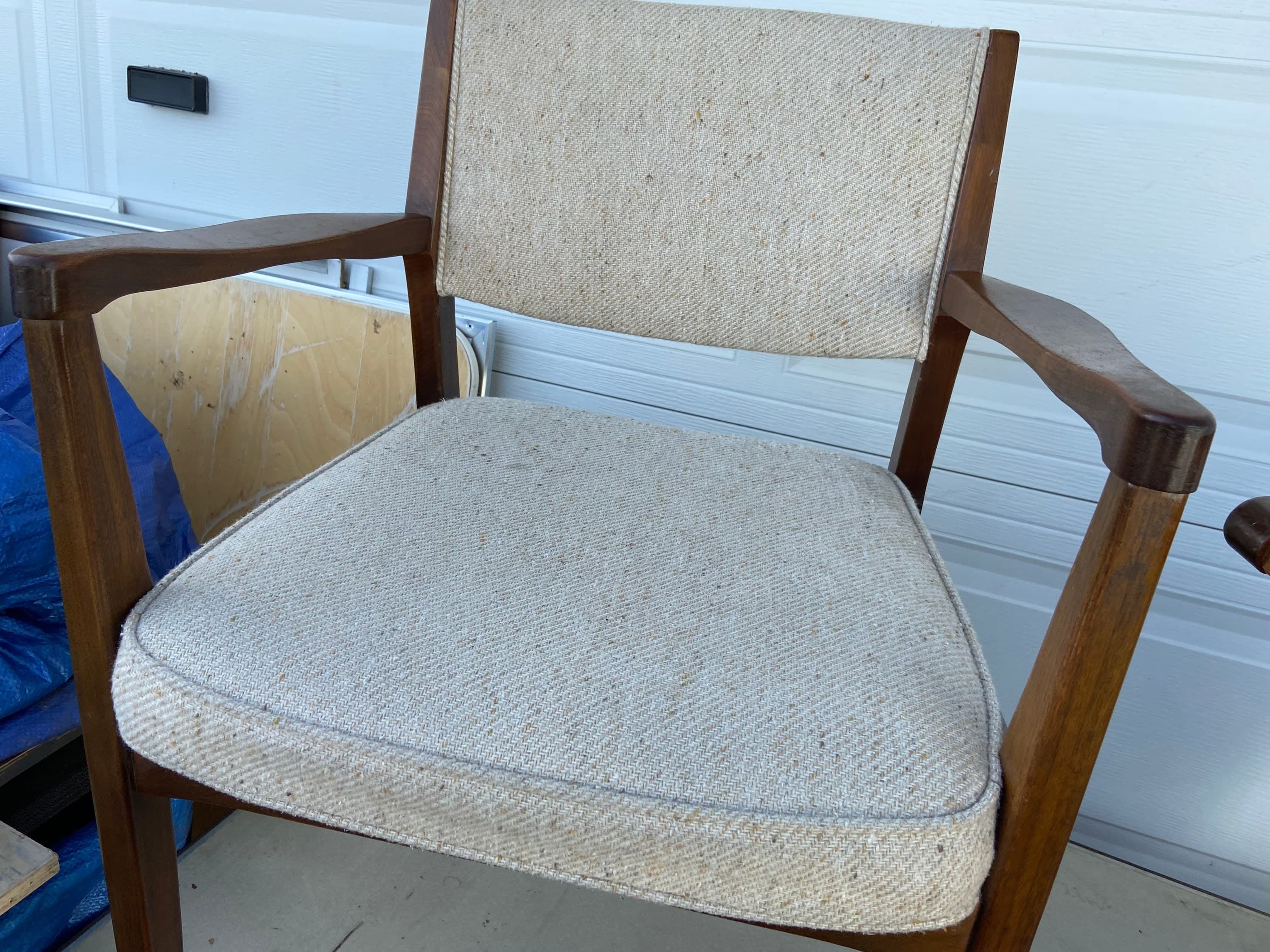 Vintage mid century modern accent armchairs set of 2 - Thumbnail 9