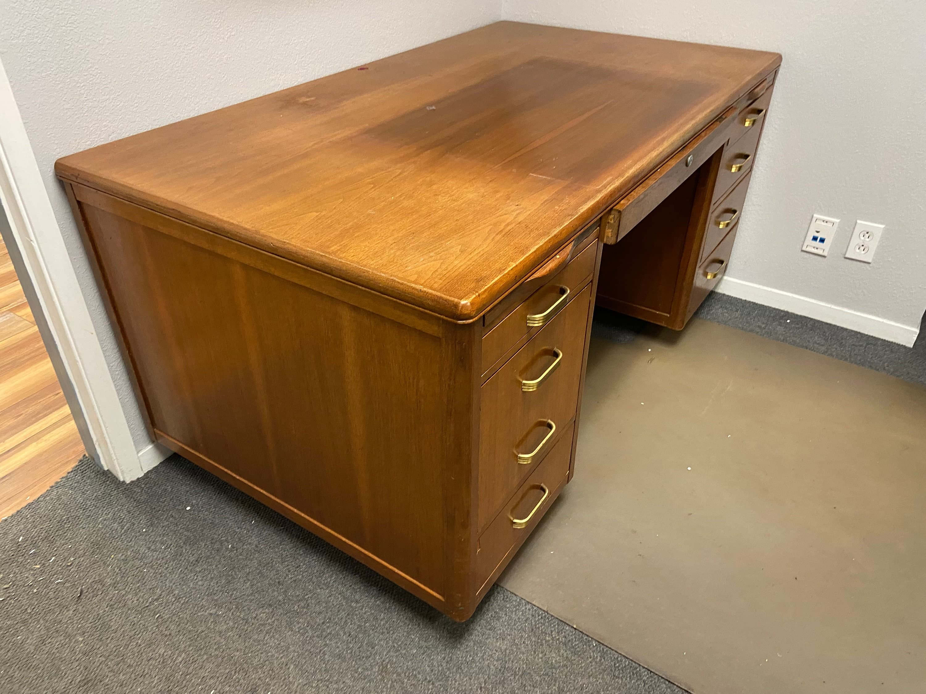 Leopold vintage mid century modern walnut desk - Thumbnail 5