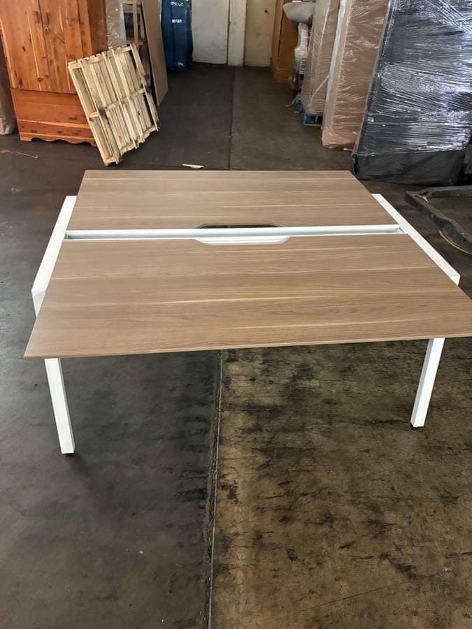 Steelcase Bivi turnstone office desk for 2/4/6/8 Virginia walnut top and white base - Thumbnail 3