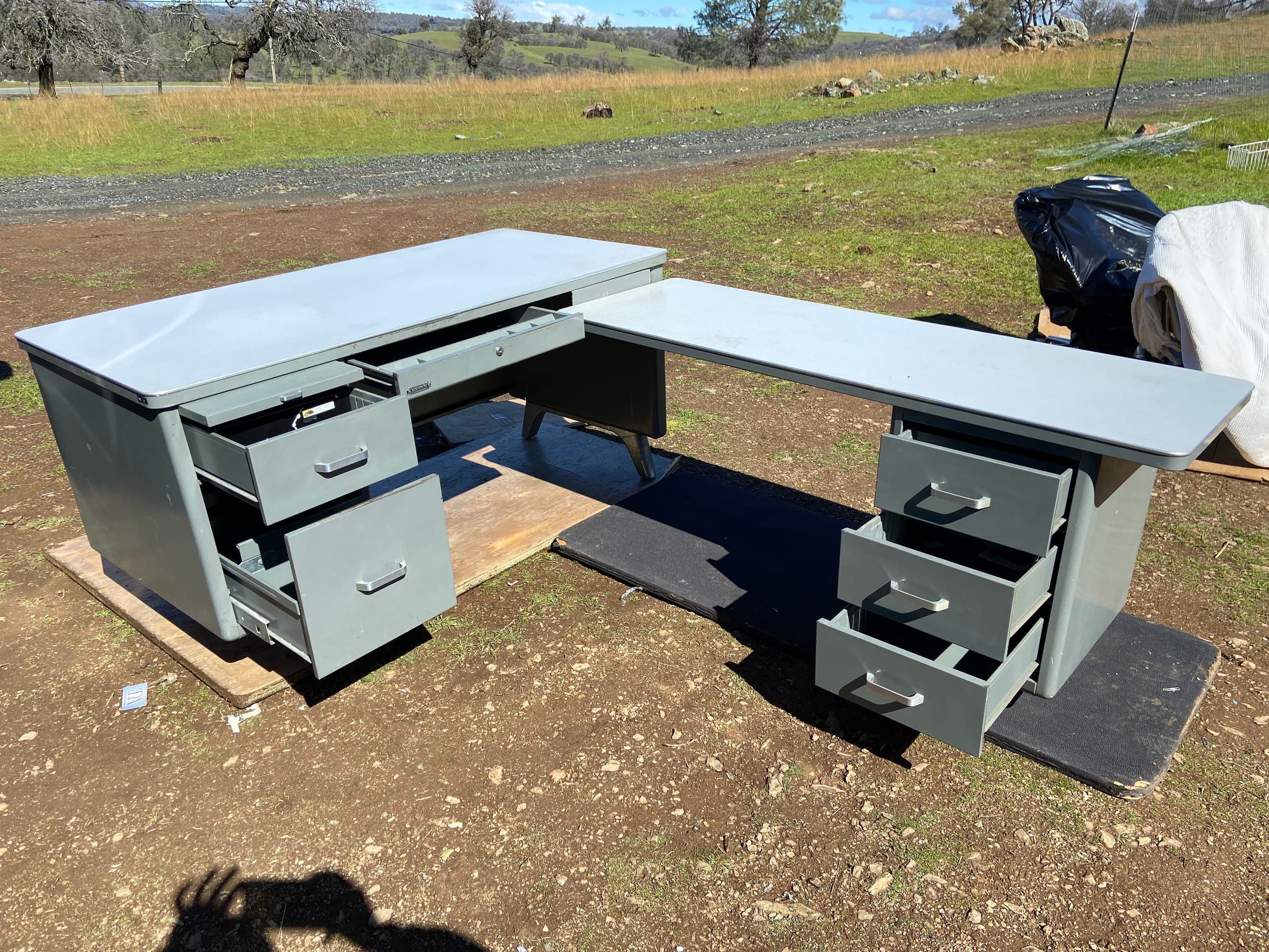 W.H Harper Devon tanker L shape desk - Thumbnail 9