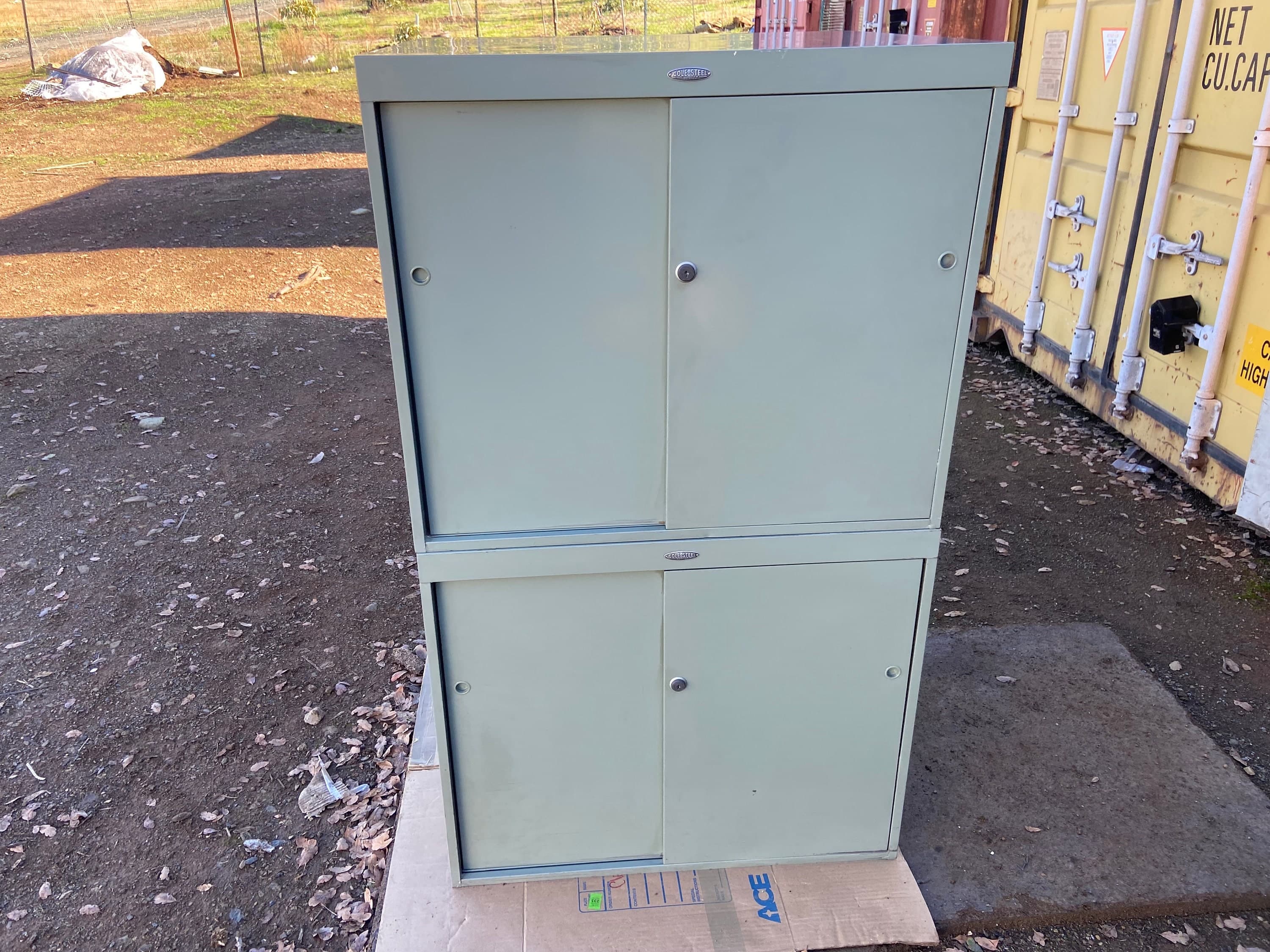 Cole steel vintage storage metal cabinet - Thumbnail 3