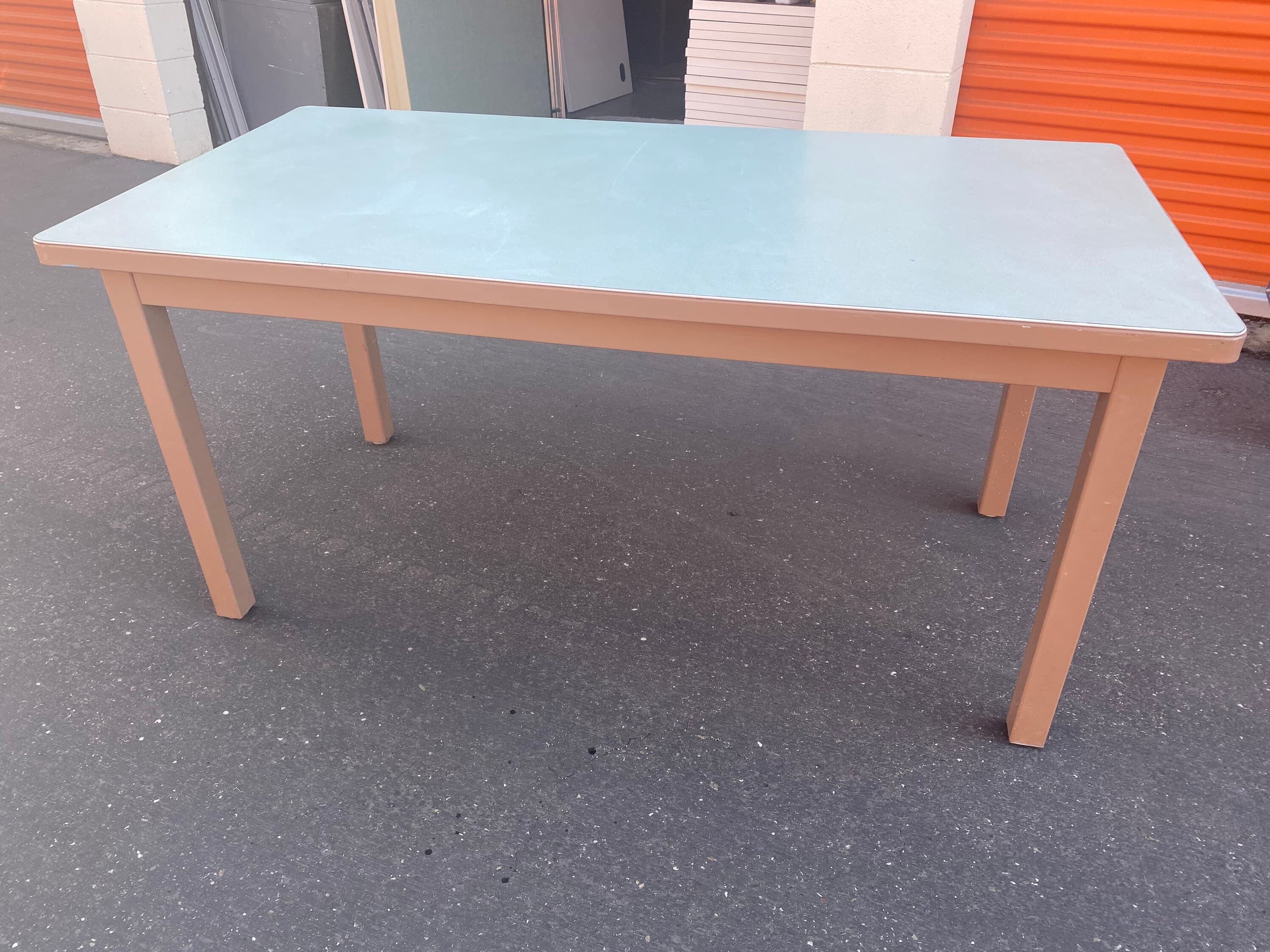 Holga vintage mid century modern metal tanker desk table - Image 1