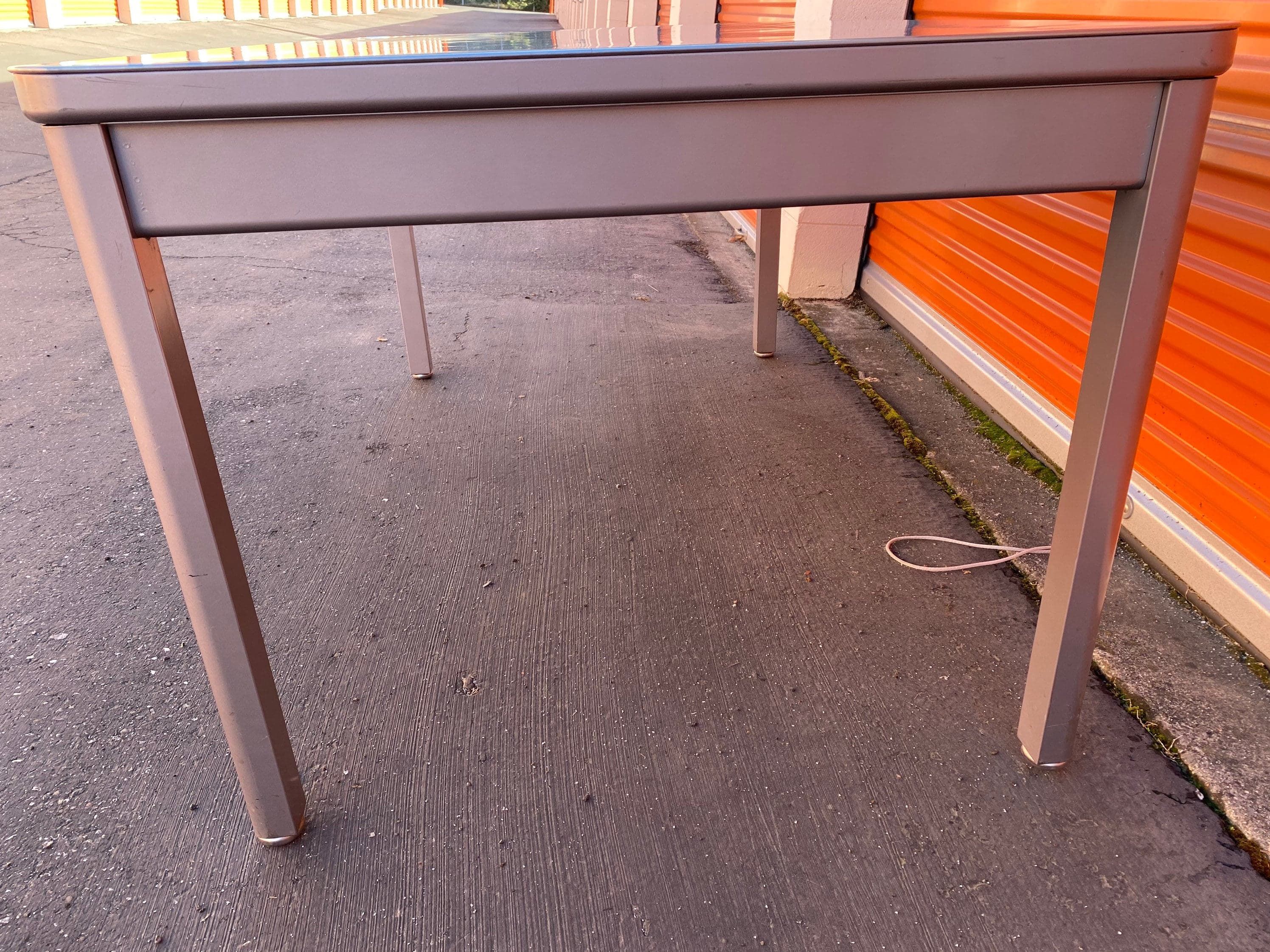 Steelcase vintage metal tanker desk - Thumbnail 5