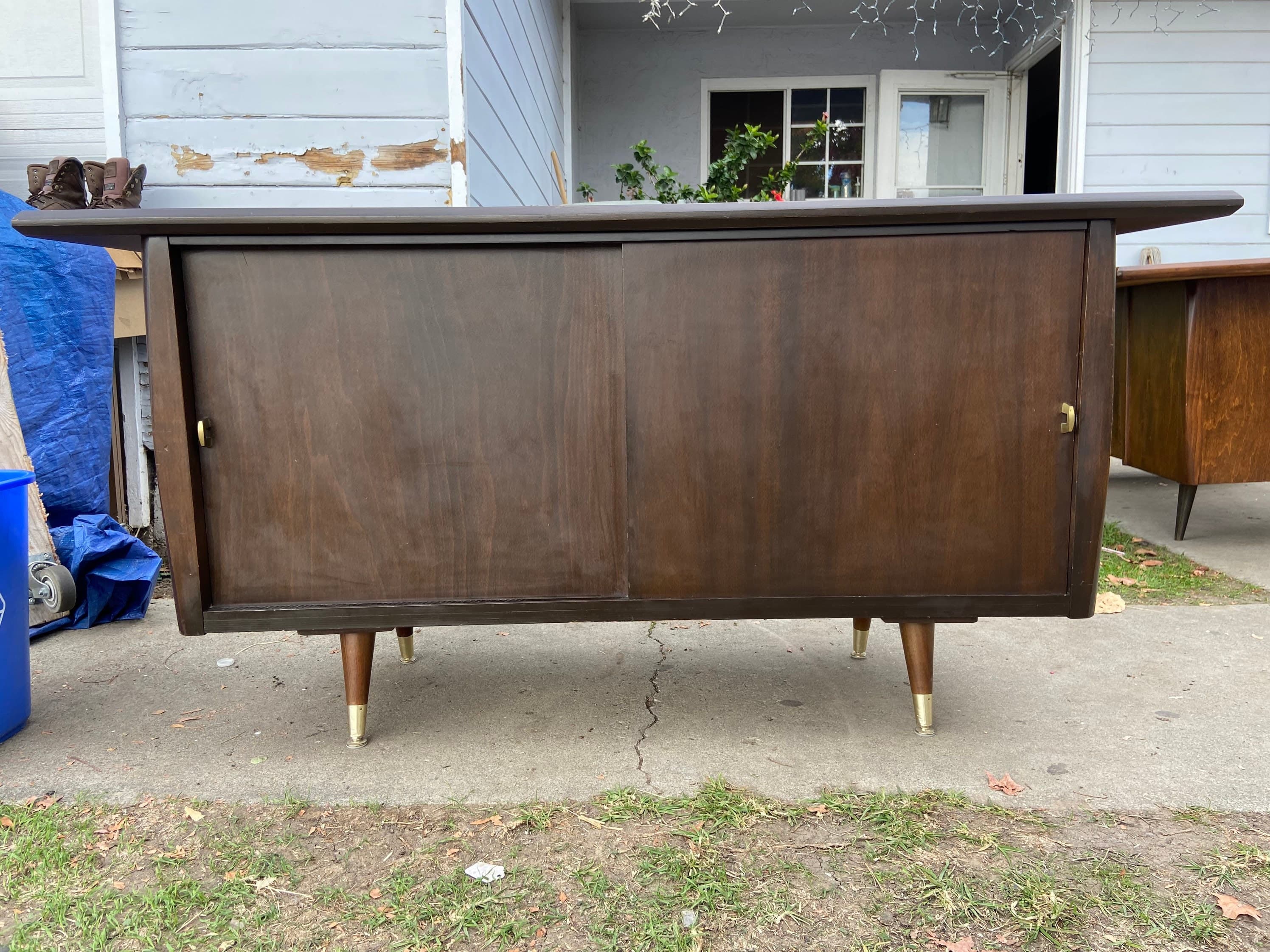 Vintage mid century modern credenza - Thumbnail 2