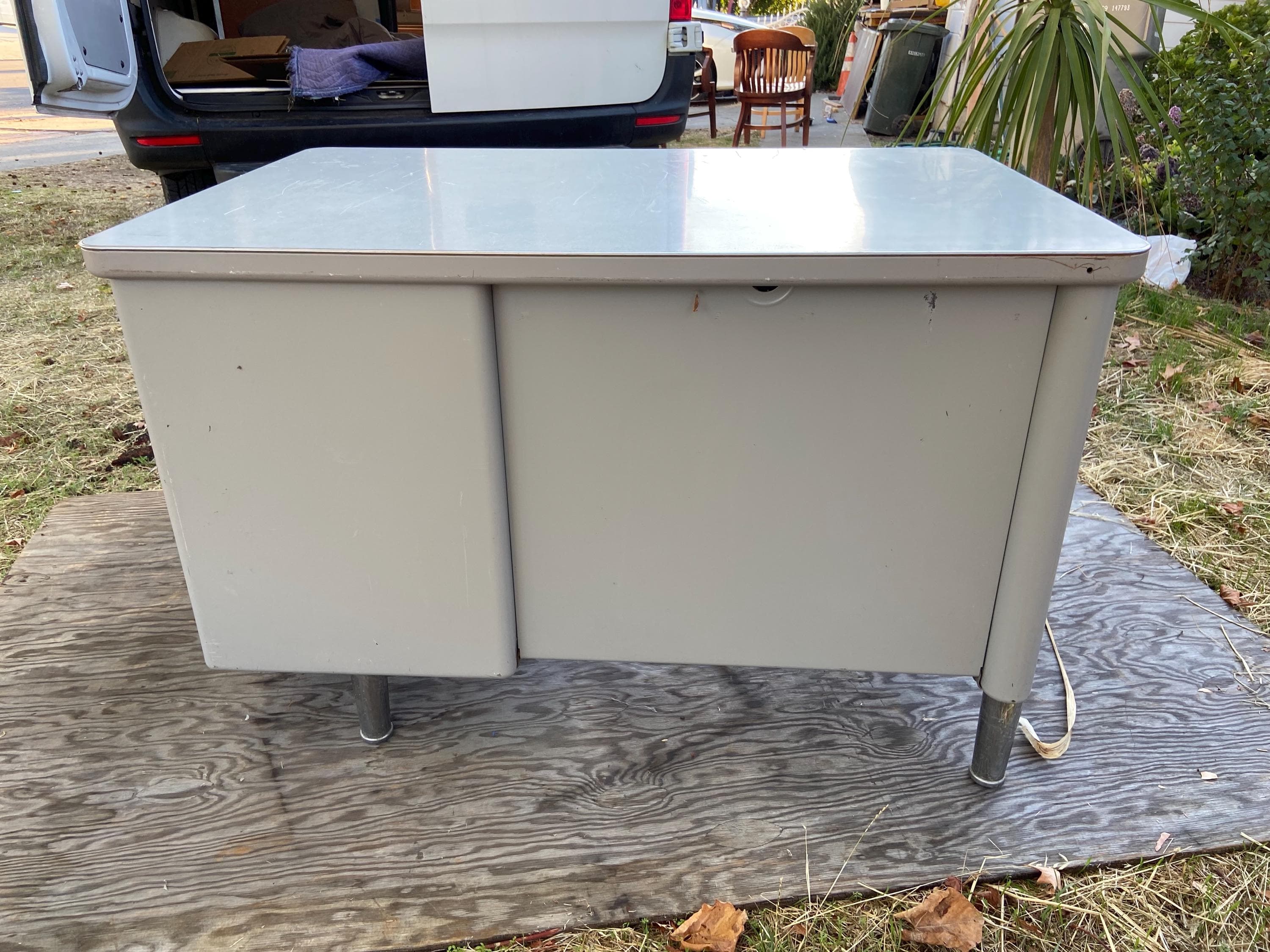 vintage mid century modern tanker desk - Thumbnail 12