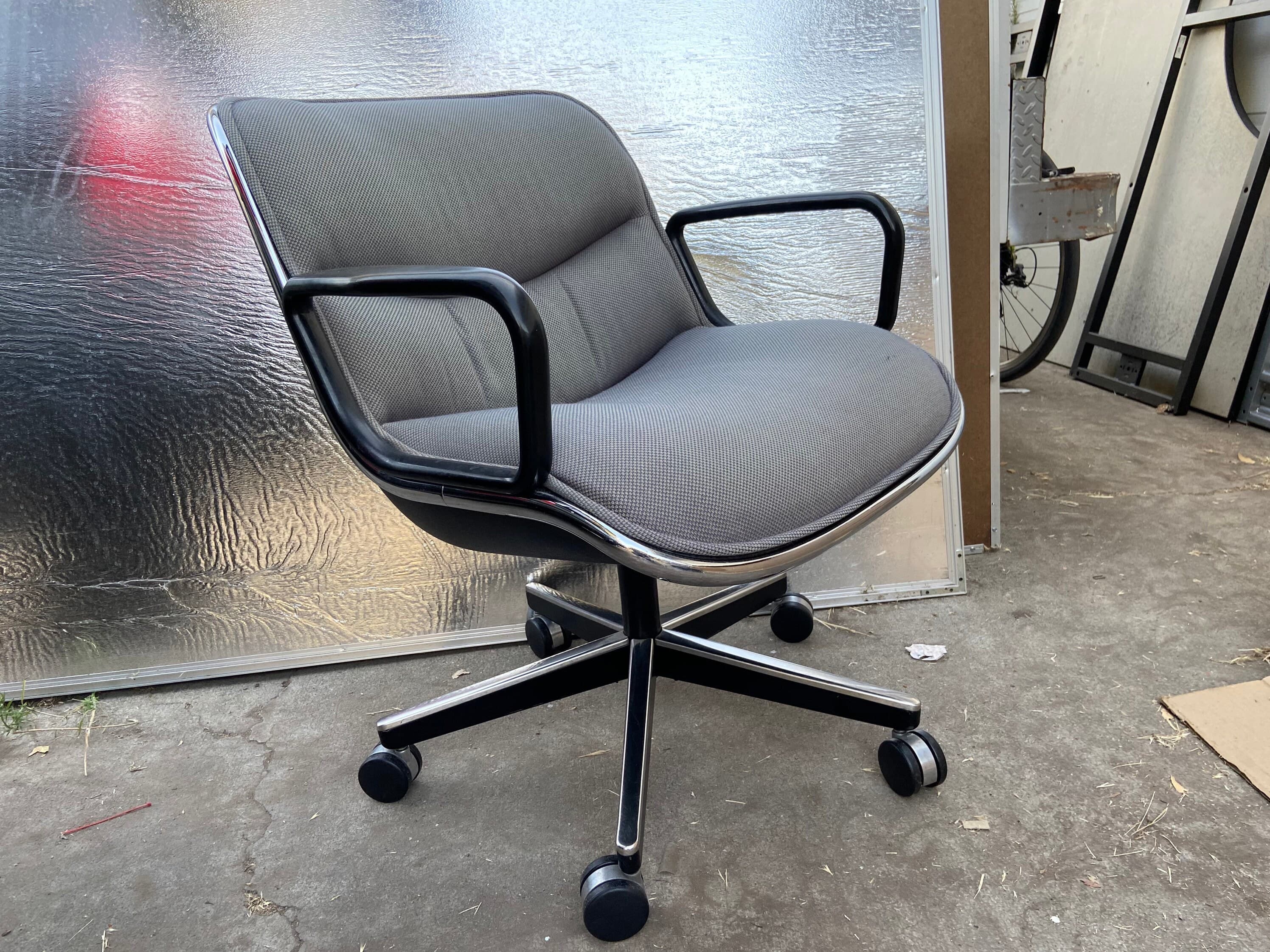 Charles pollock 5 star vintage mid century modern set of 3 executive desk chairs - Thumbnail 2