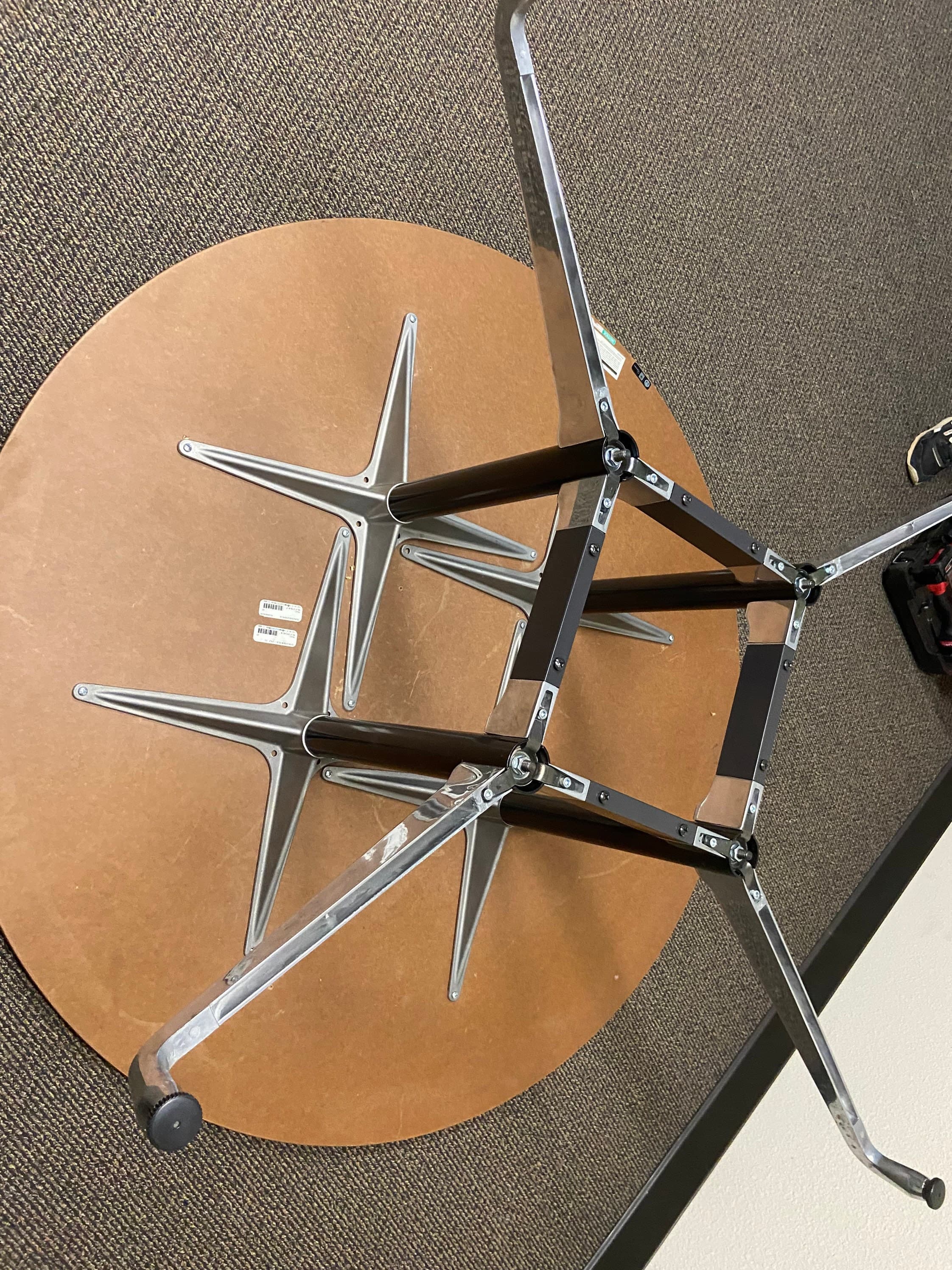 Vintage Herman miller Eames round table - Thumbnail 6