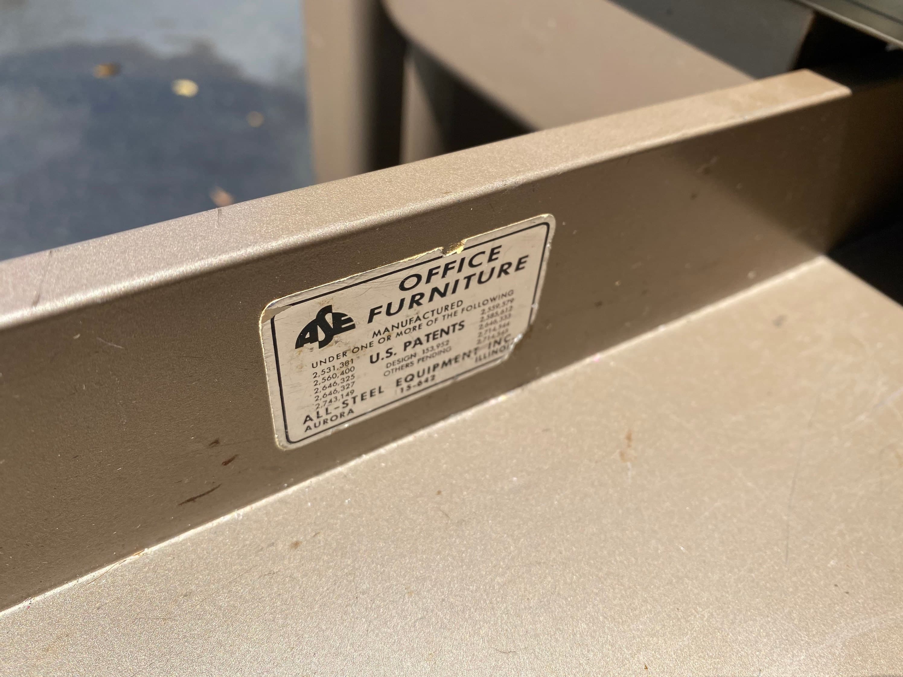 Allsteel brand vintage metal tanker desk - Thumbnail 6