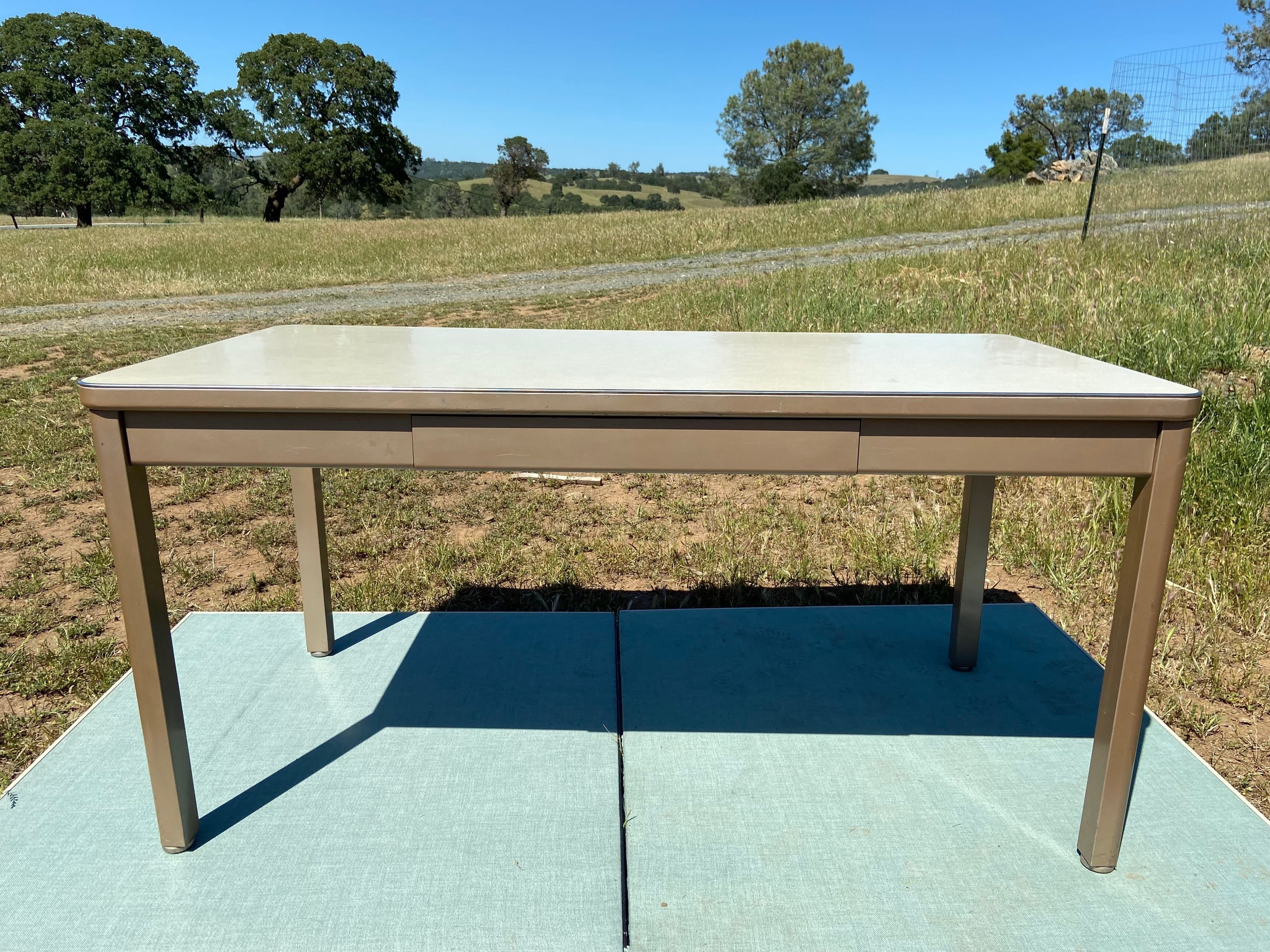 Vintage mid century modern metal tanker desk table - Image 1