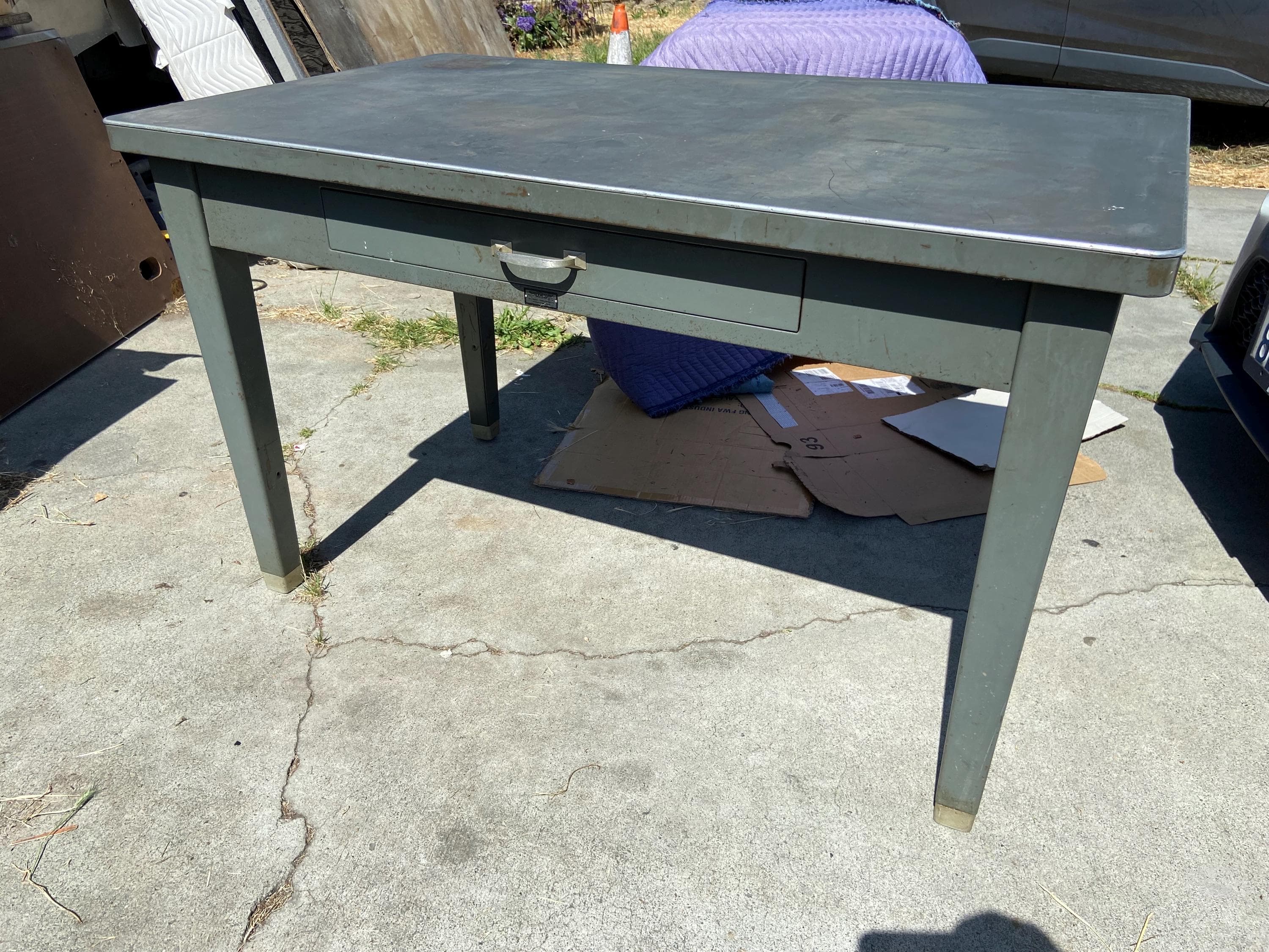 the general fireproofing vintage tanker desk - Thumbnail 2