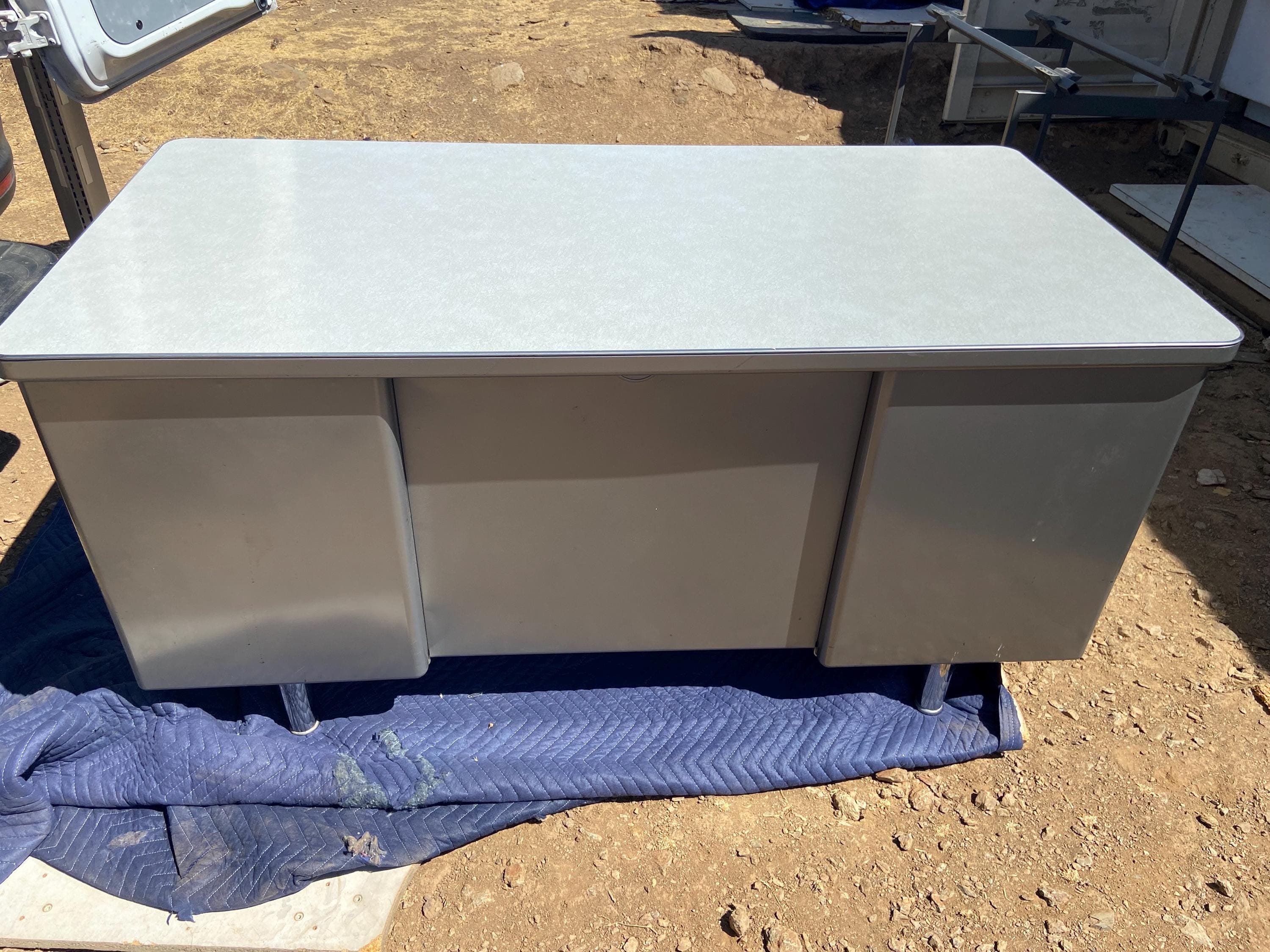 Steelcase vintage mid century modern tanker desk - Thumbnail 7