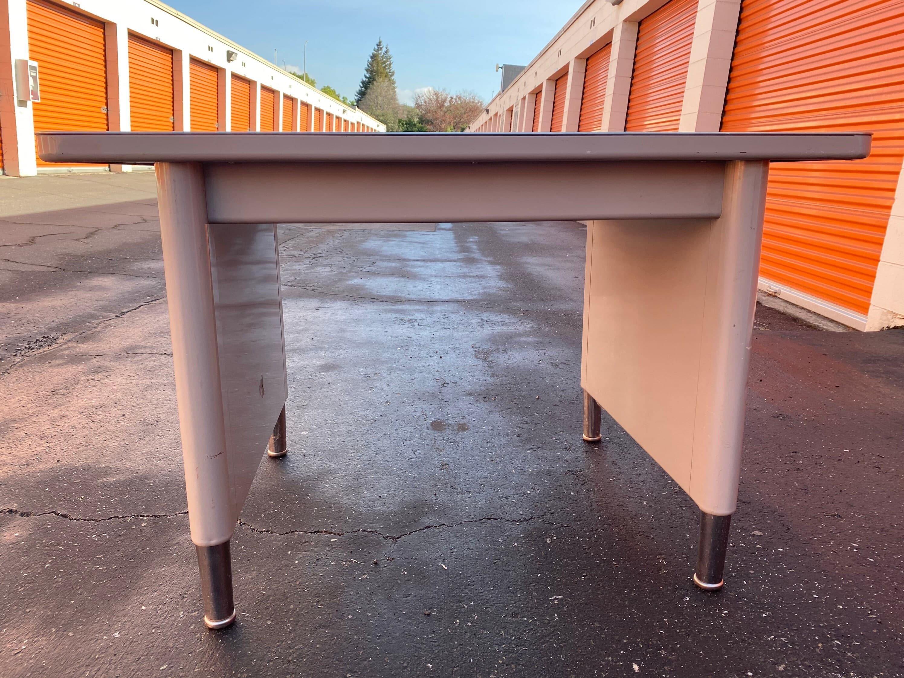 Steelcase vintage metal tanker desk table - Thumbnail 2