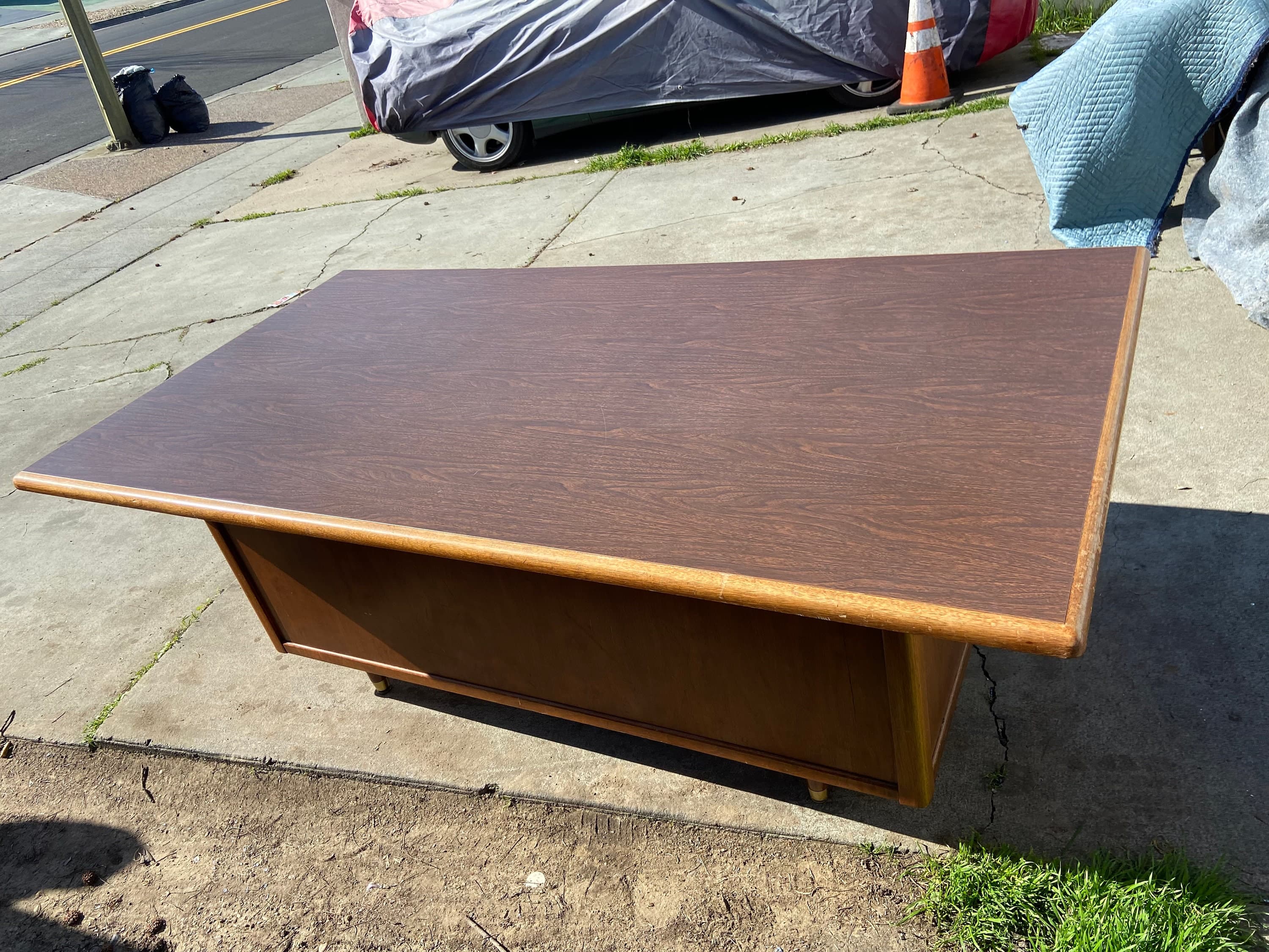 Vintage mid century modern executive desk - Thumbnail 7