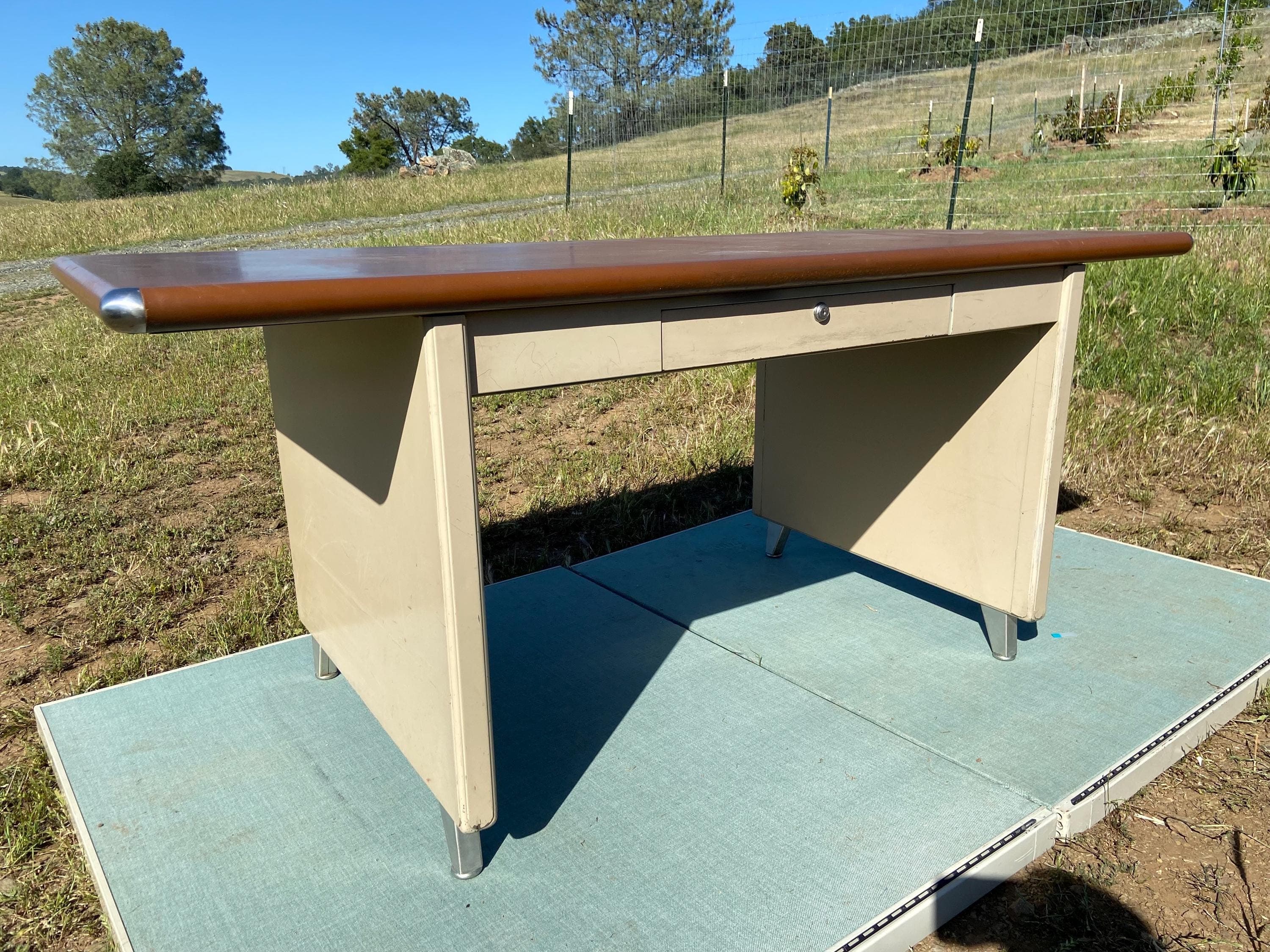 Shaw walker vintage mid century modern metal tanker desk - Thumbnail 5
