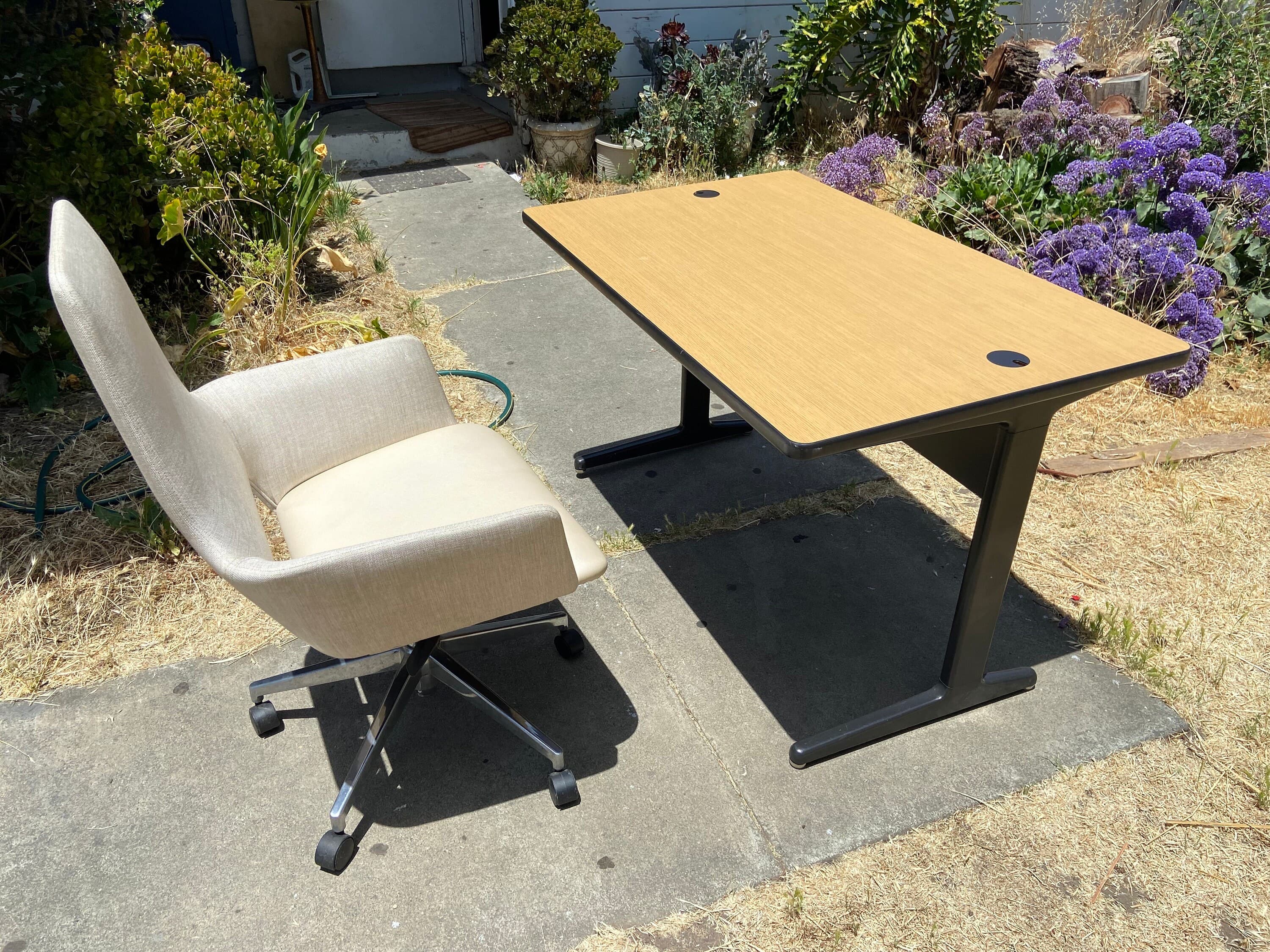 vintage mid century modern Herman miller office desk and modern chair - Thumbnail 10