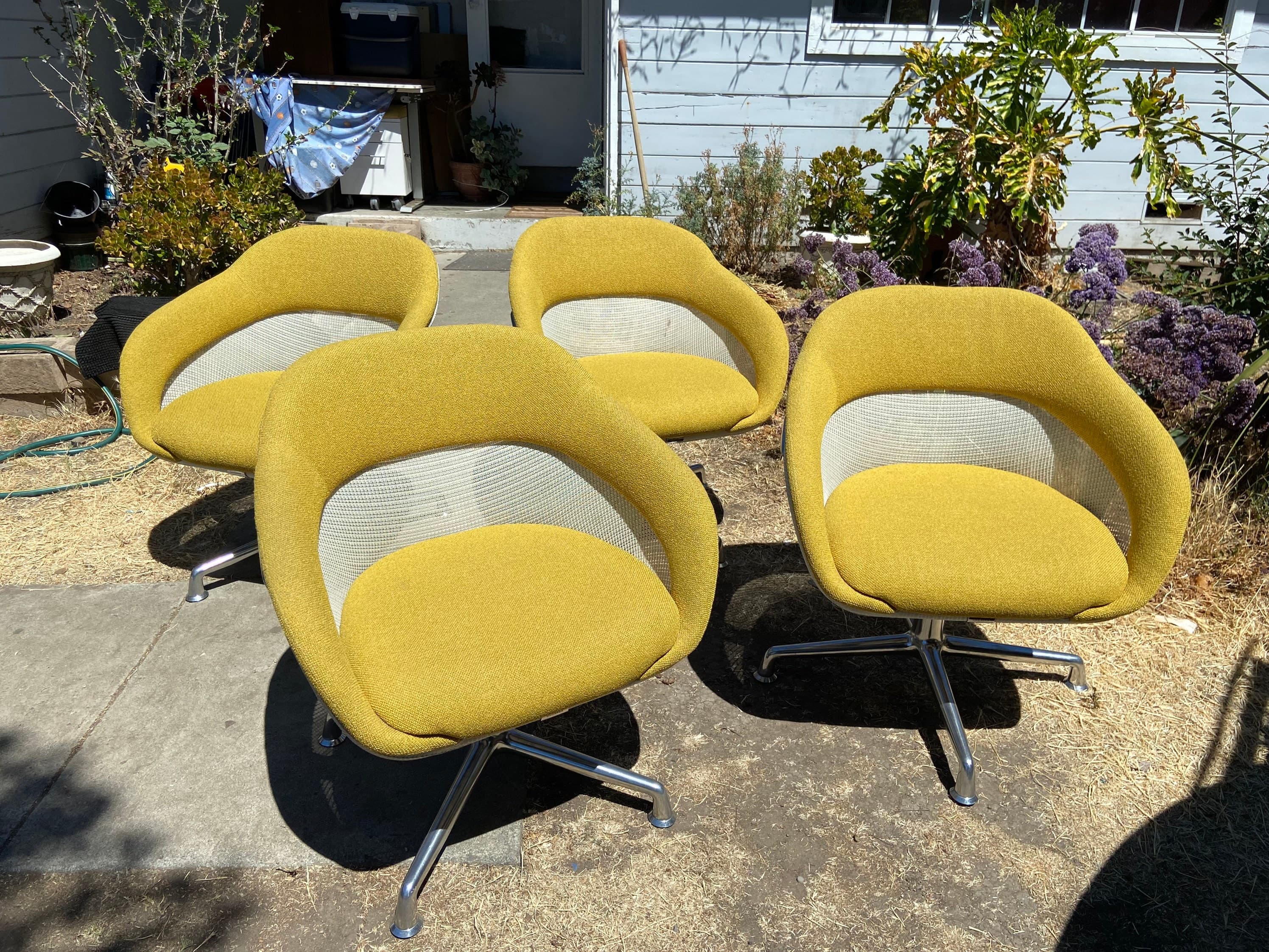 Set of 4 steelcase coalesse s-w 1 swivel lounge chairs set - Thumbnail 3