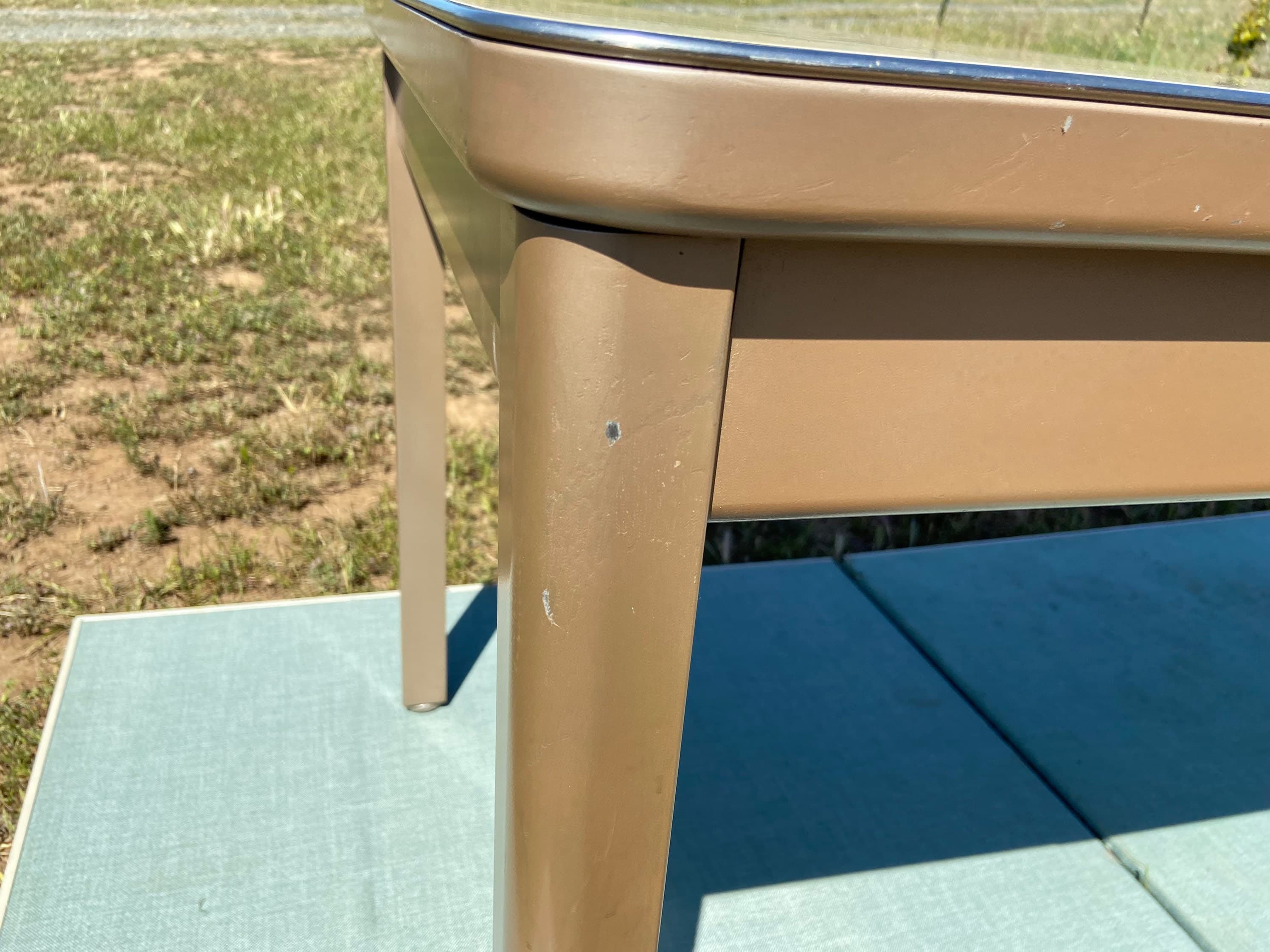 Vintage mid century modern metal tanker desk table - Thumbnail 6