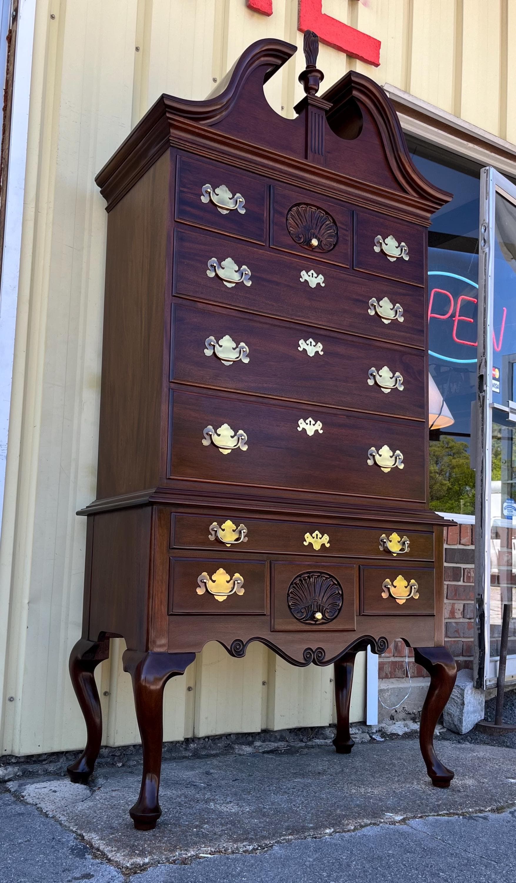 Henkel-Harris Mahogany Highboy Chest: Vintage Flame Finial, Cabriole Legs - Thumbnail 3