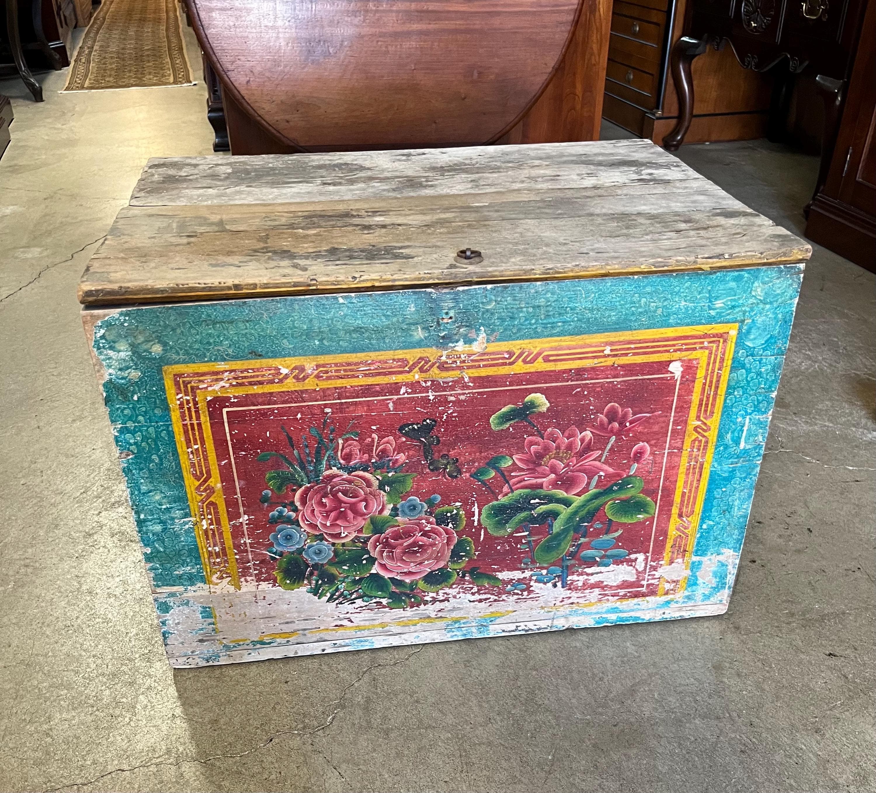 Antique Primitive Painted Trunk - Thumbnail 6