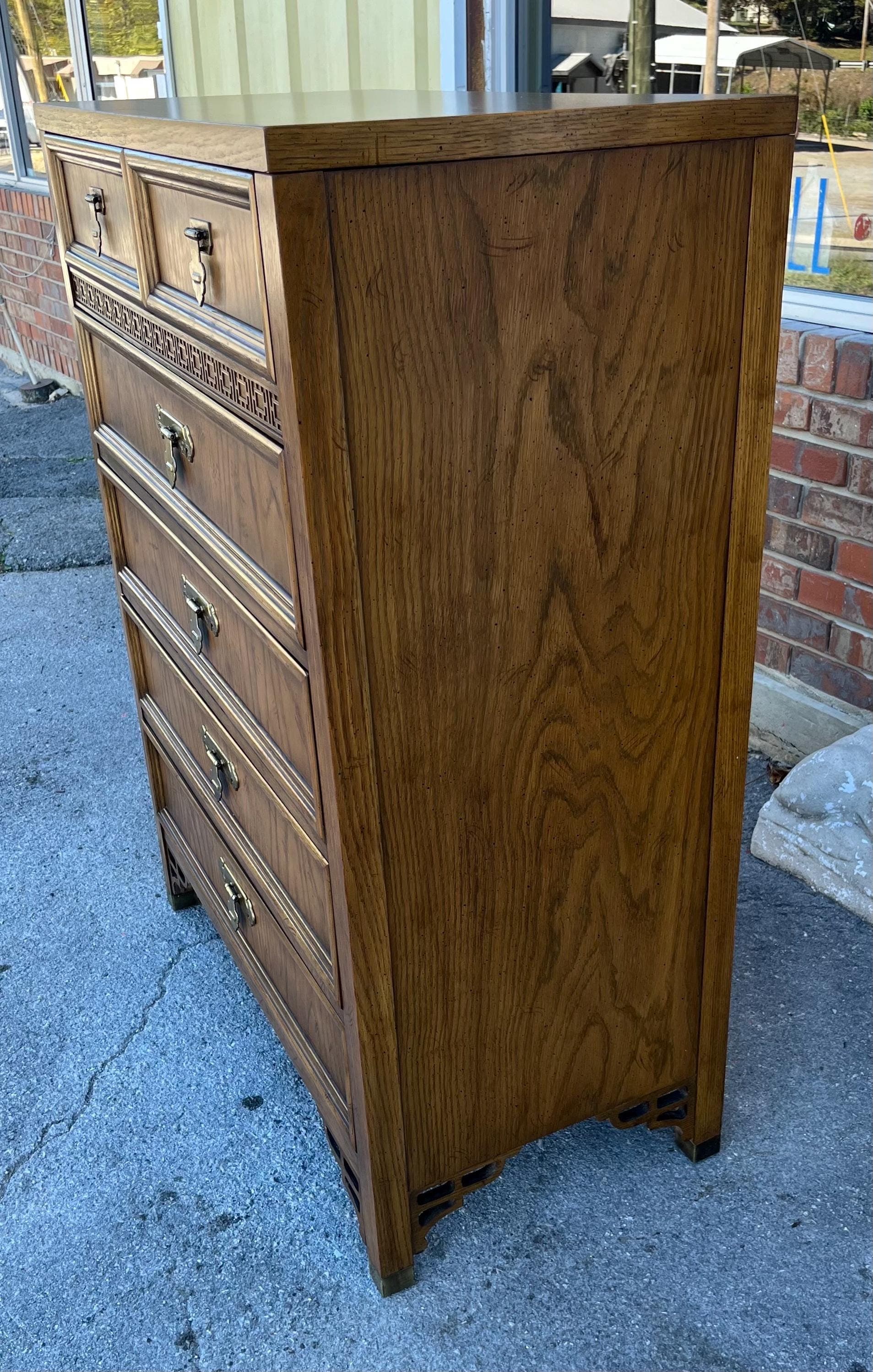 Dixie Shangri La Chest of Drawers - Thumbnail 2