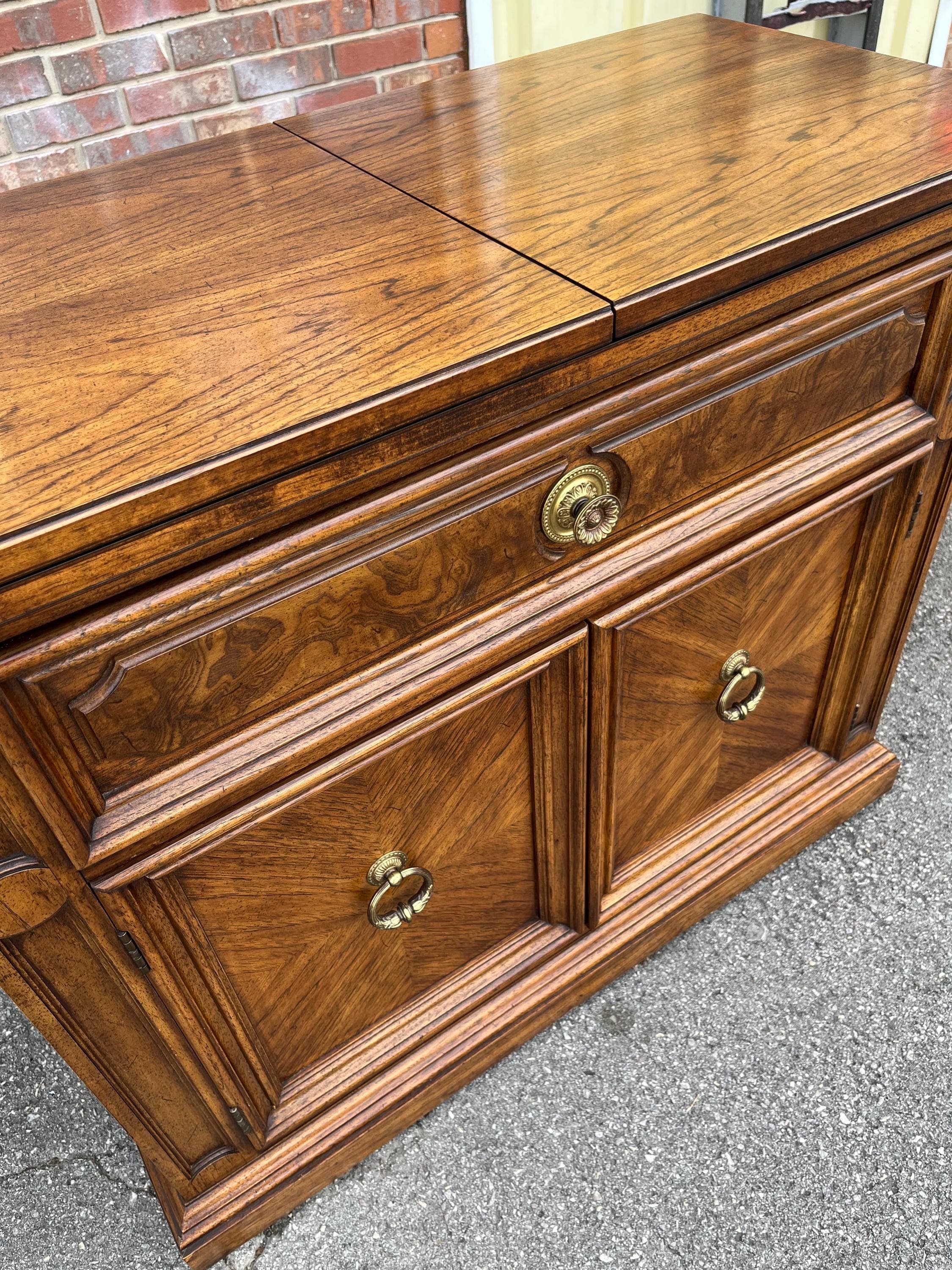 Bar Cart or Server by Thomasville - Thumbnail 9