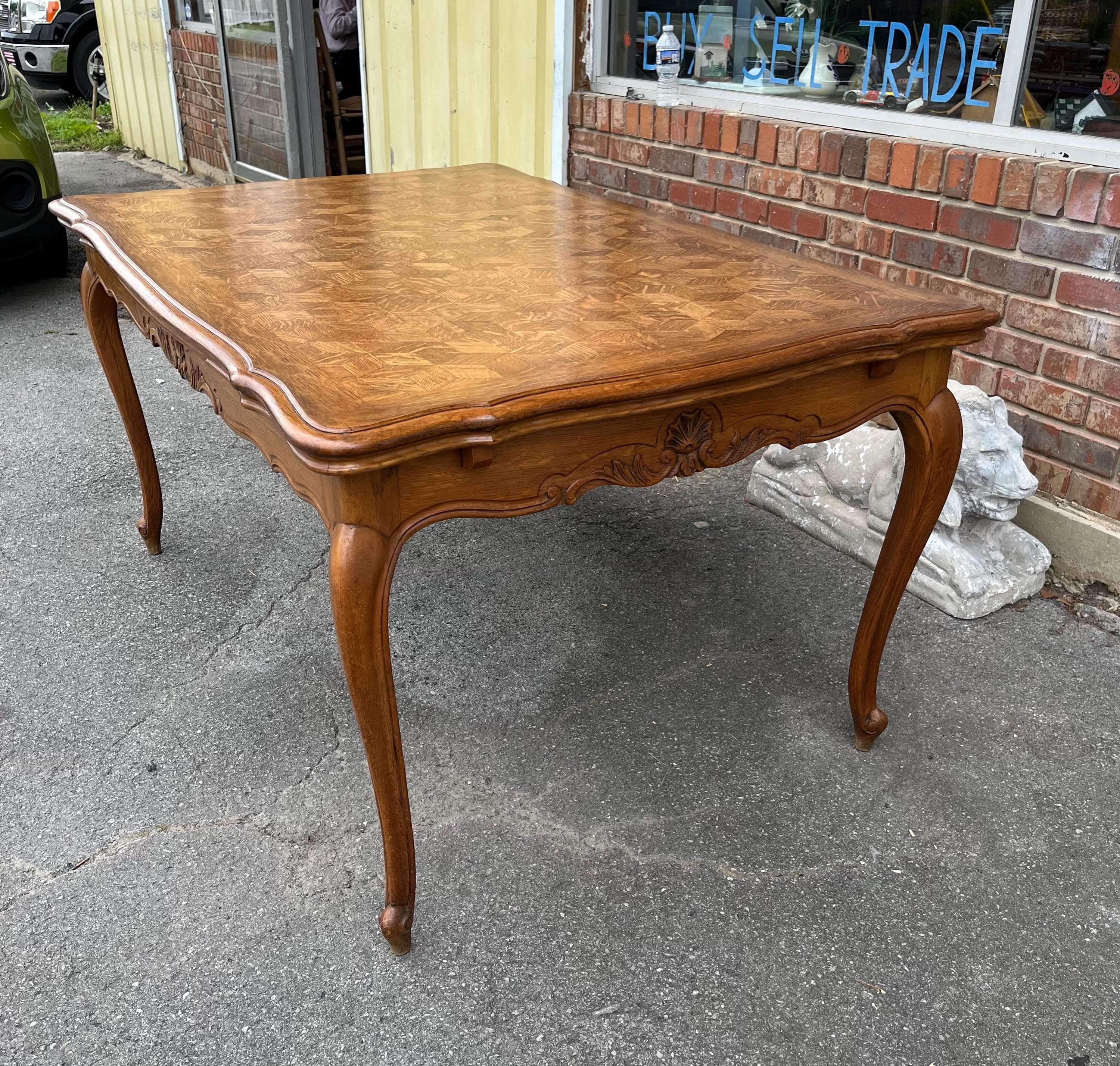 French Provincial Draw Leaf Table - Thumbnail 3