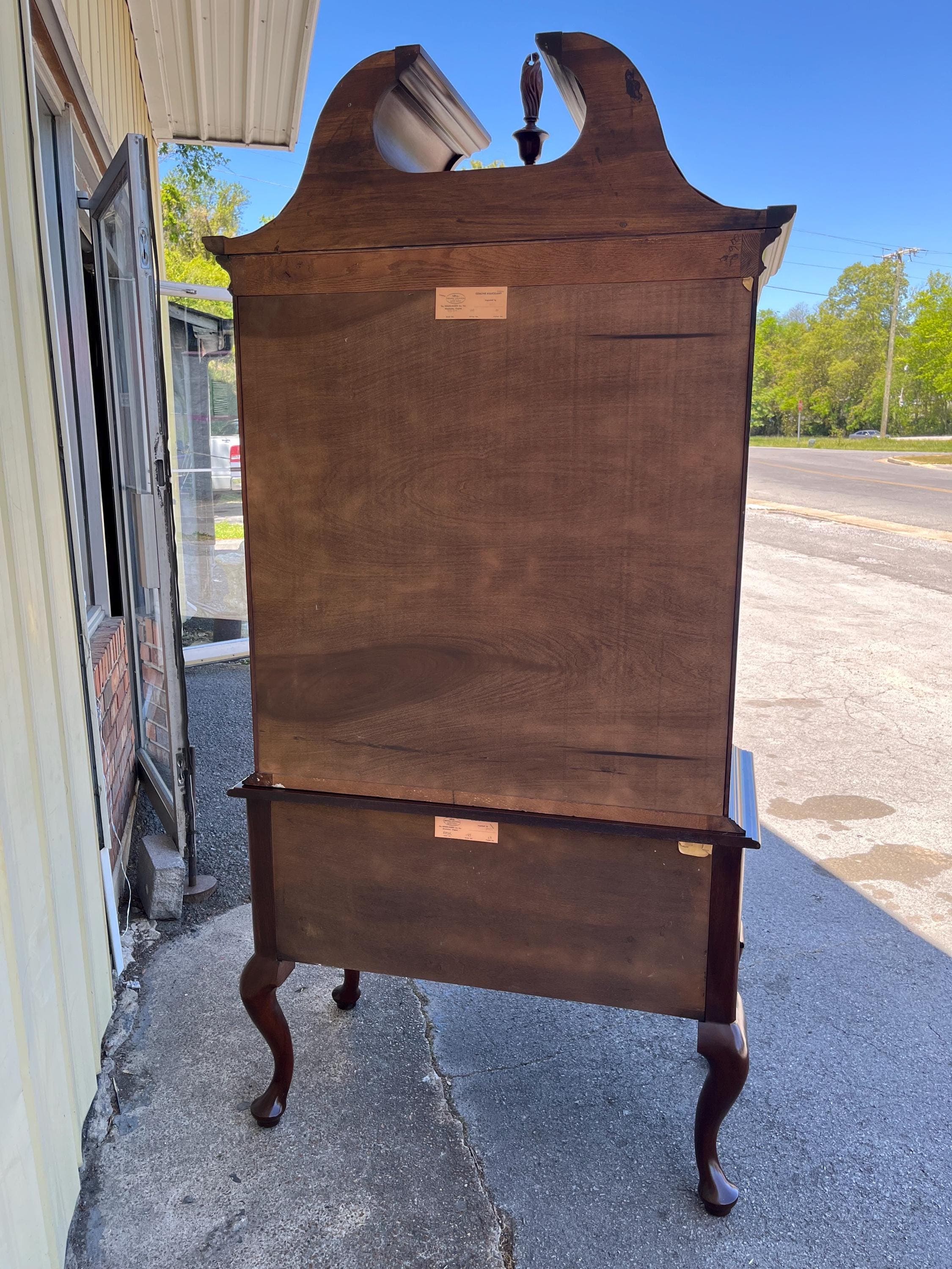 Henkel-Harris Mahogany Highboy Chest: Vintage Flame Finial, Cabriole Legs - Thumbnail 6