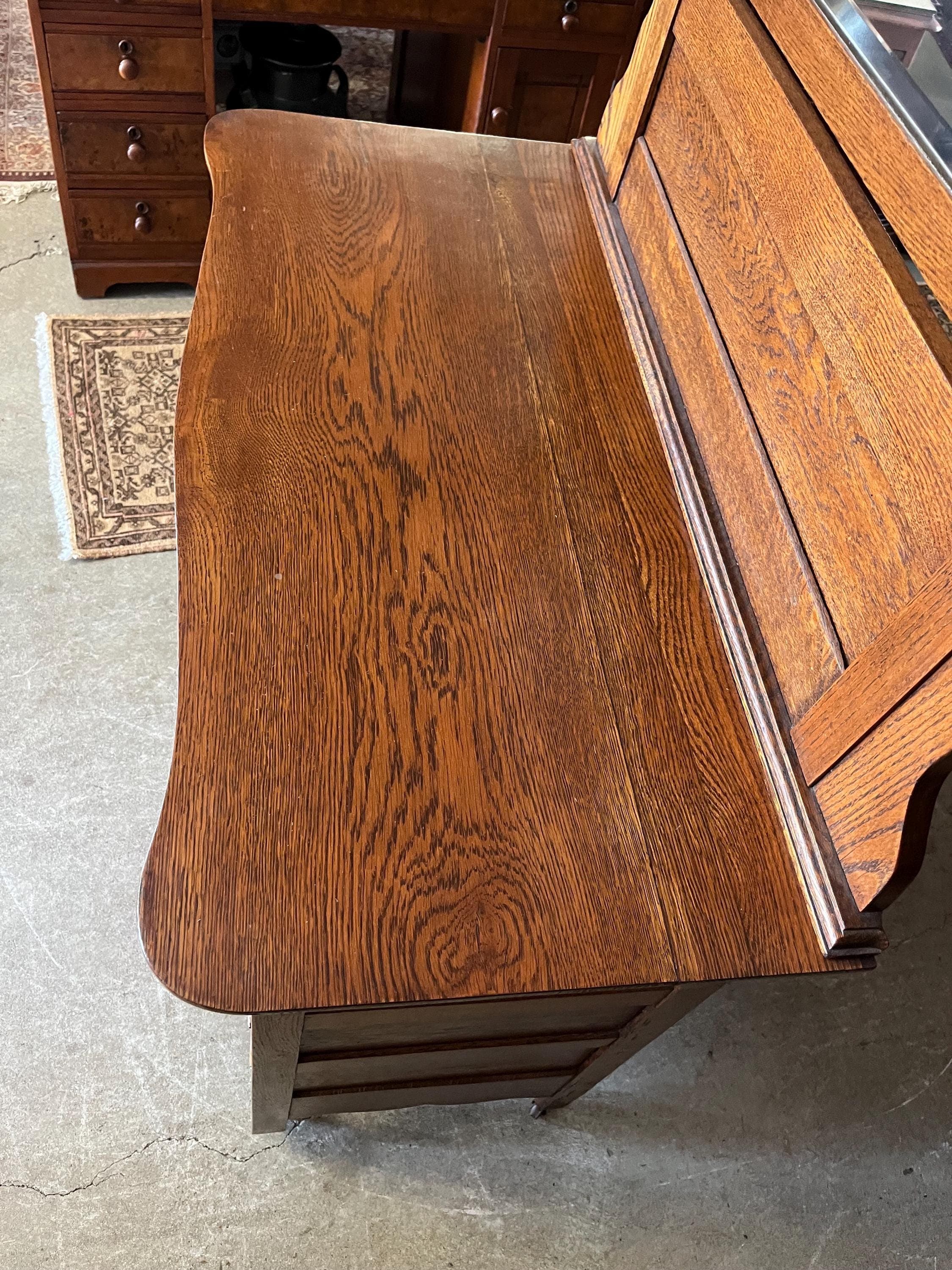Antique Oak Dresser With Mirror - Thumbnail 3
