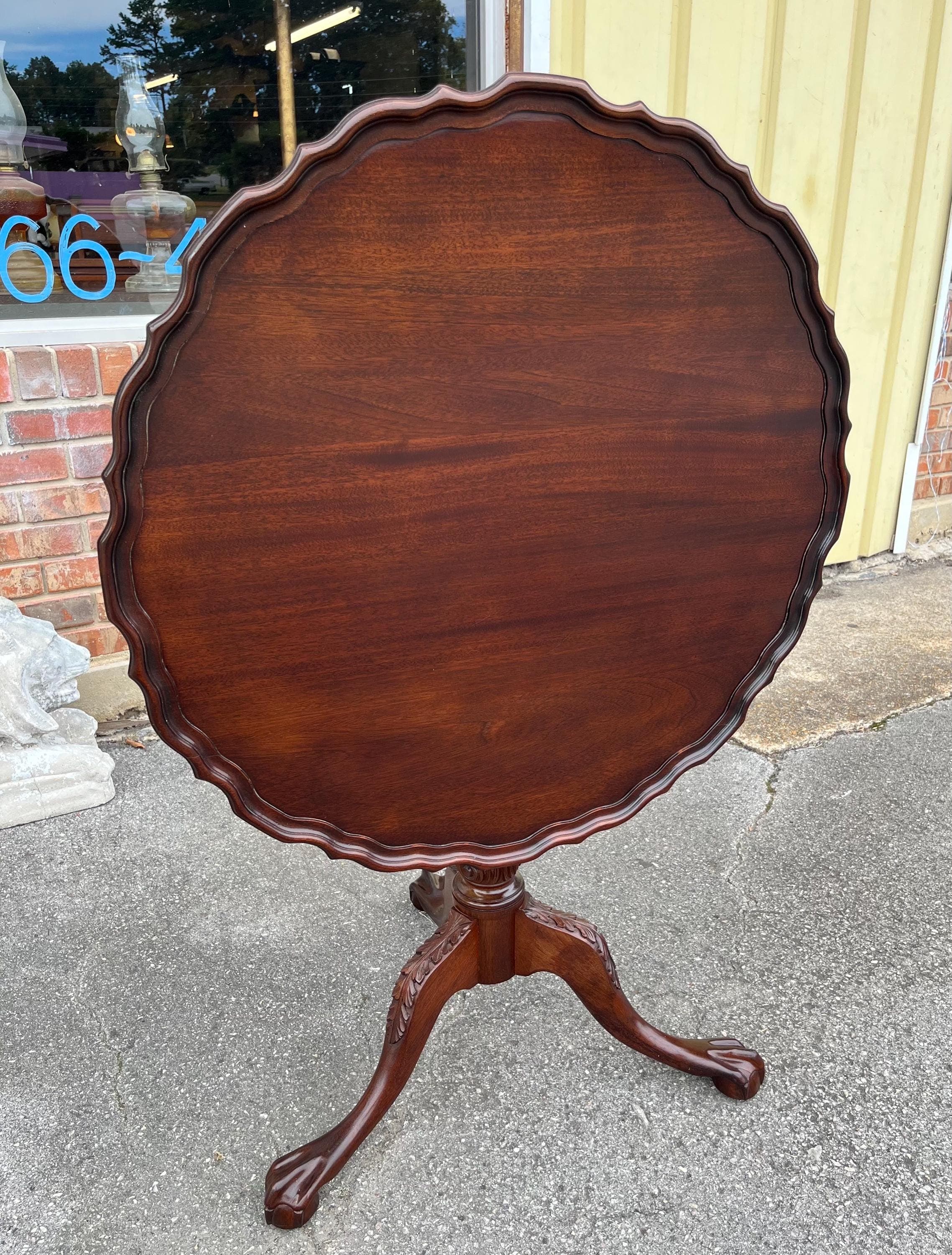 Craftique tilt-top pie crust table - Thumbnail 7