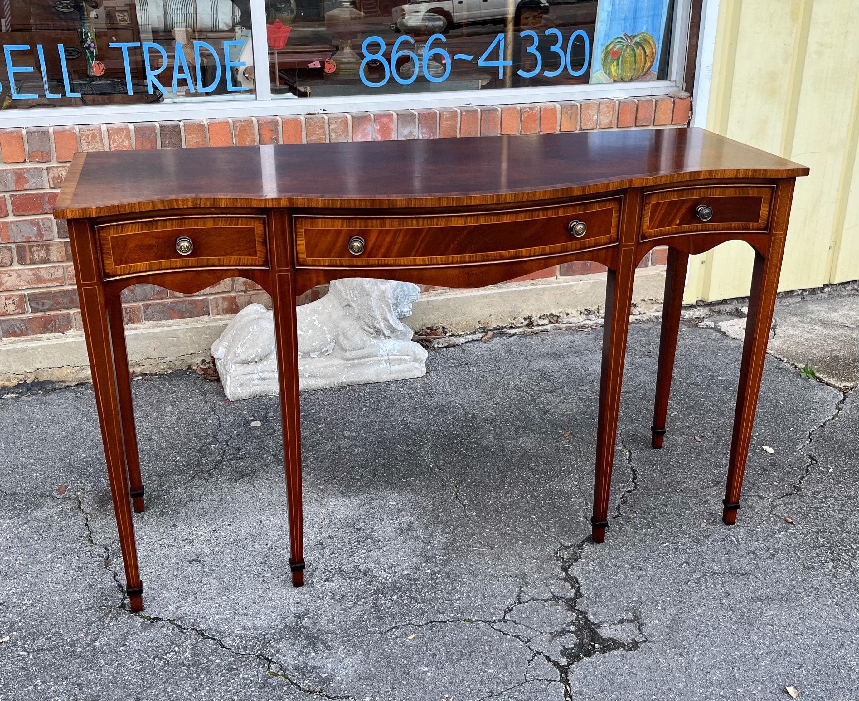 English Banded Mahogany Sideboard - Thumbnail 3