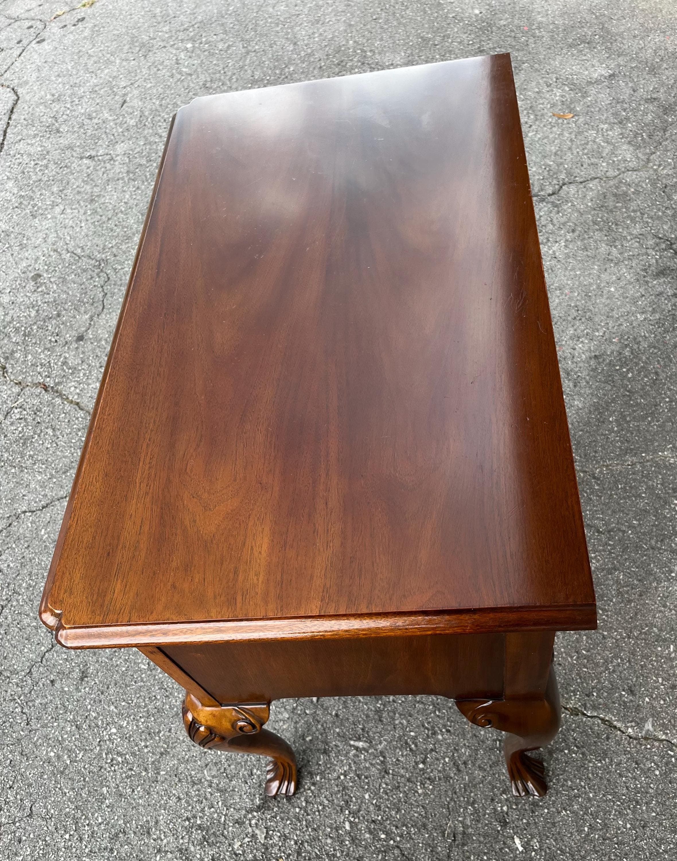 Councill Craftsmen Chippendale Lowboy - Thumbnail 5