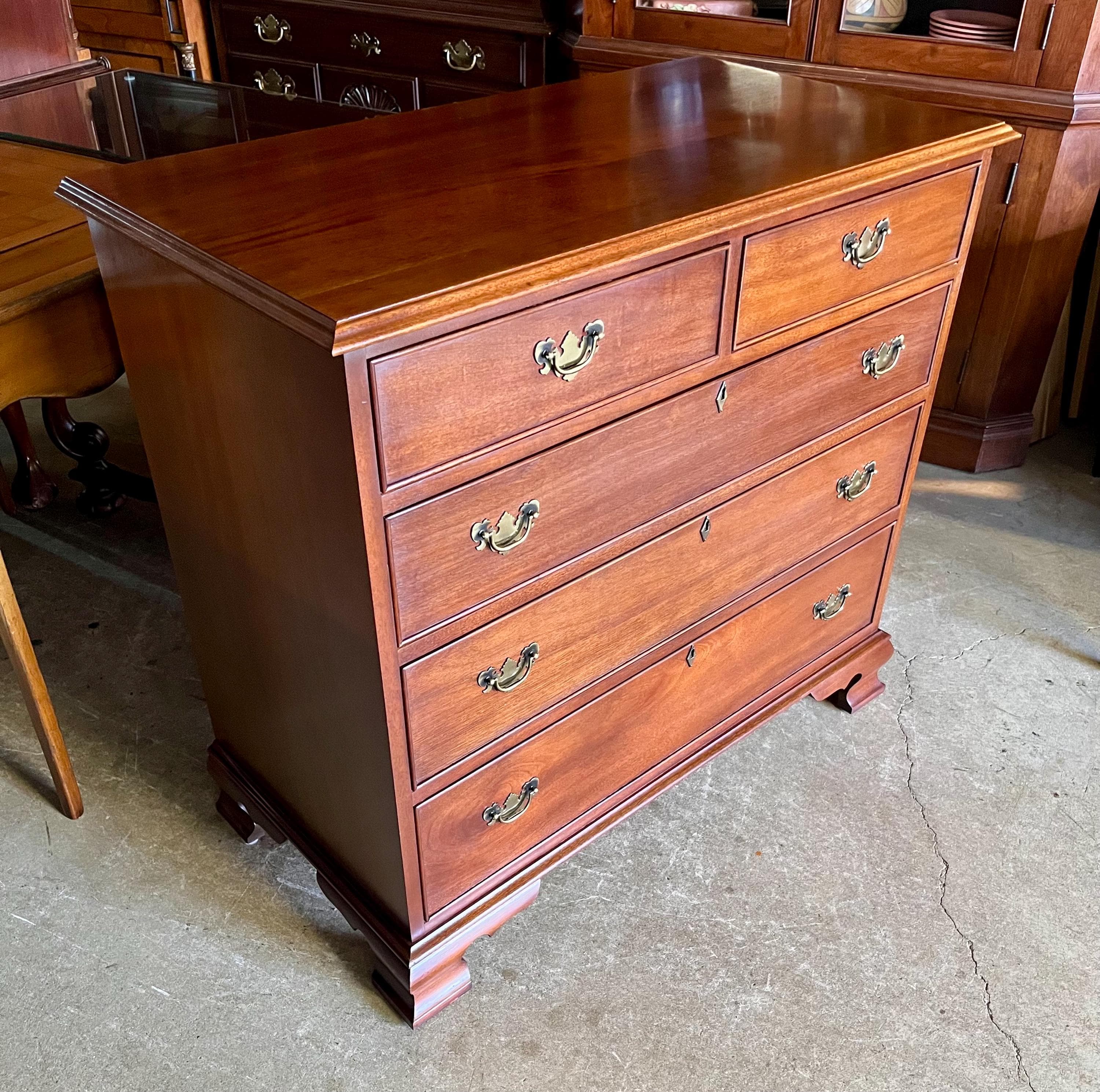 Craftique Two Over Three Drawer Chest - Thumbnail 10