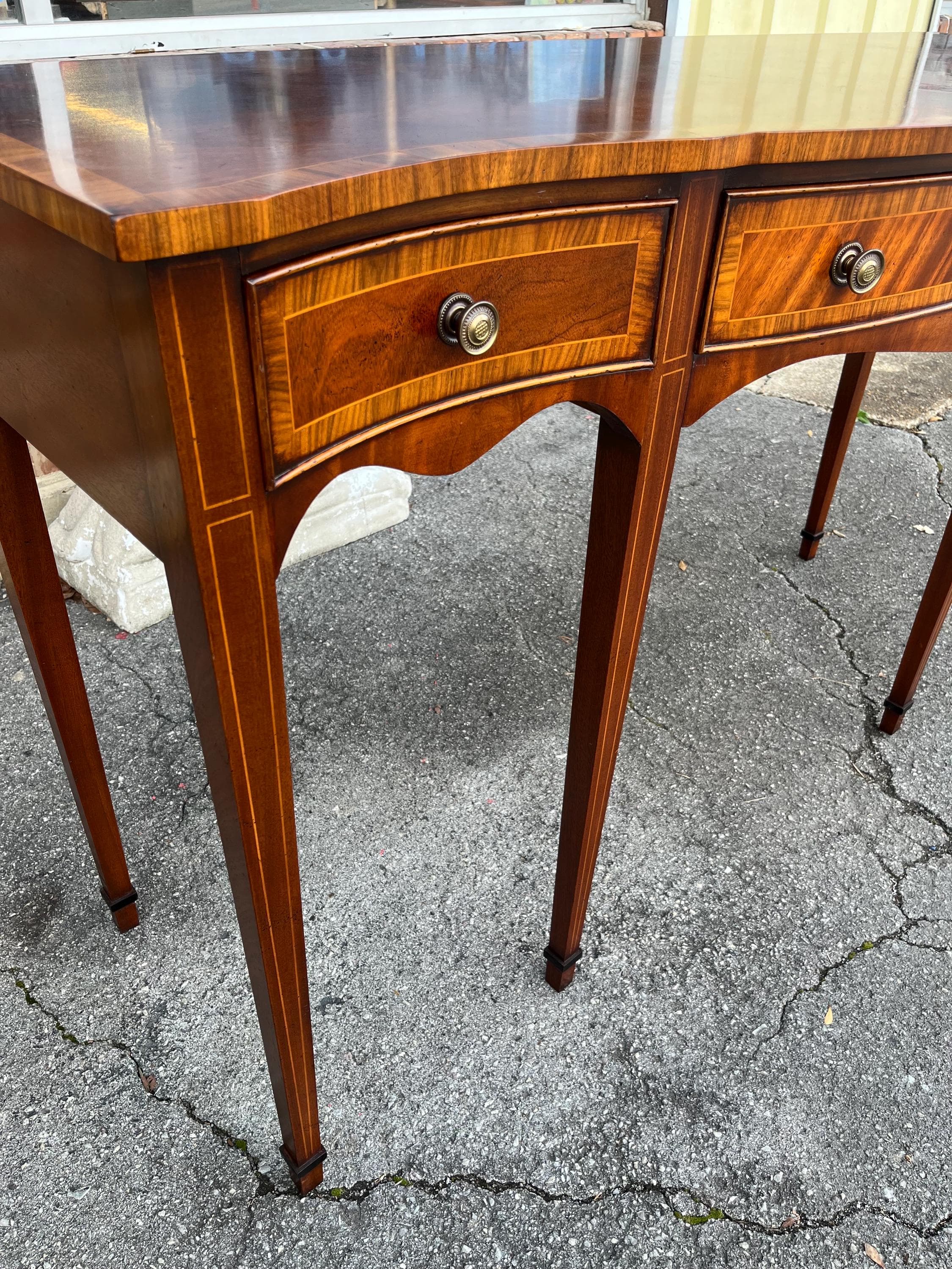 English Banded Mahogany Sideboard - Thumbnail 13