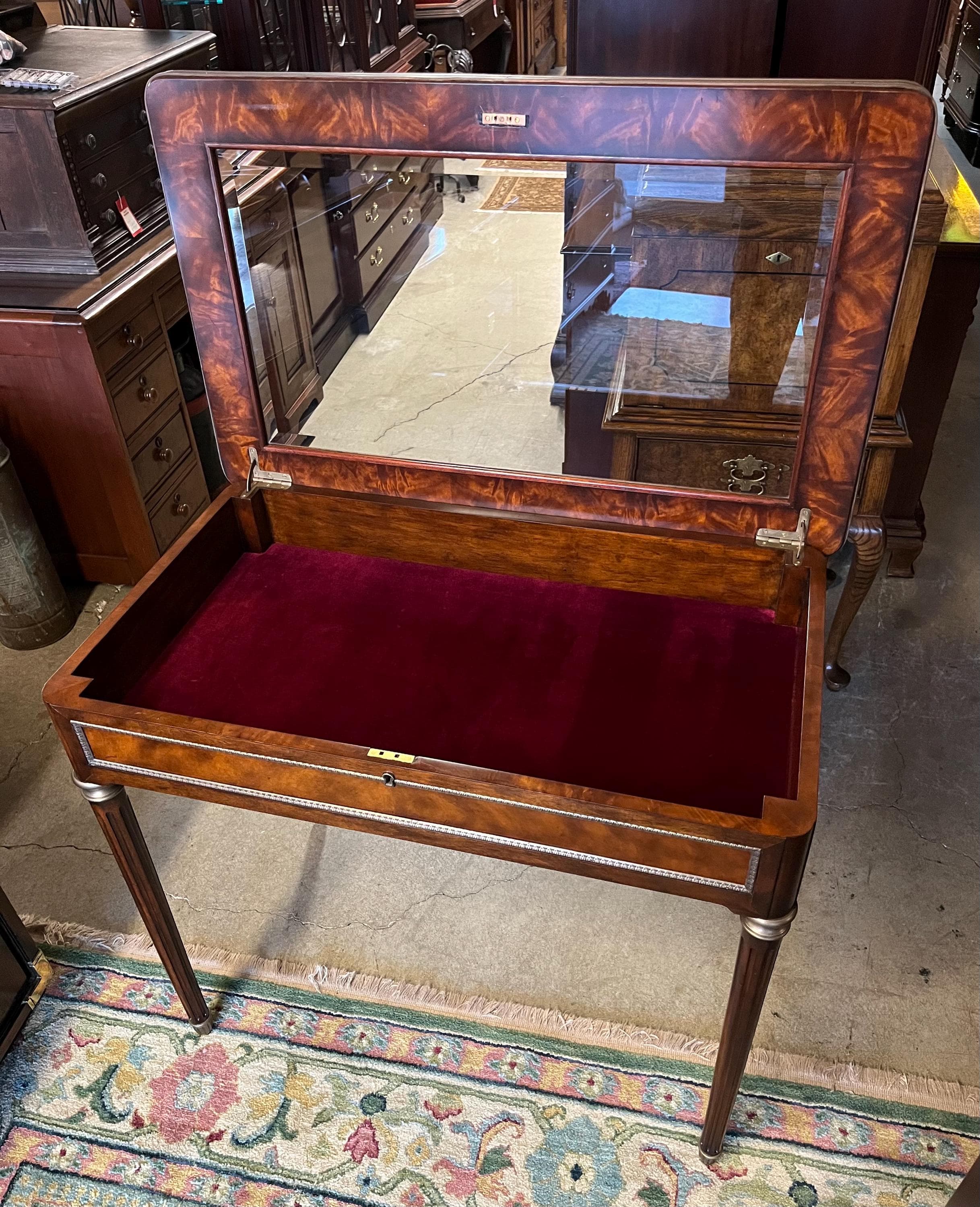 Theodore Alexander Display Cabinet or Vitrine - Thumbnail 9