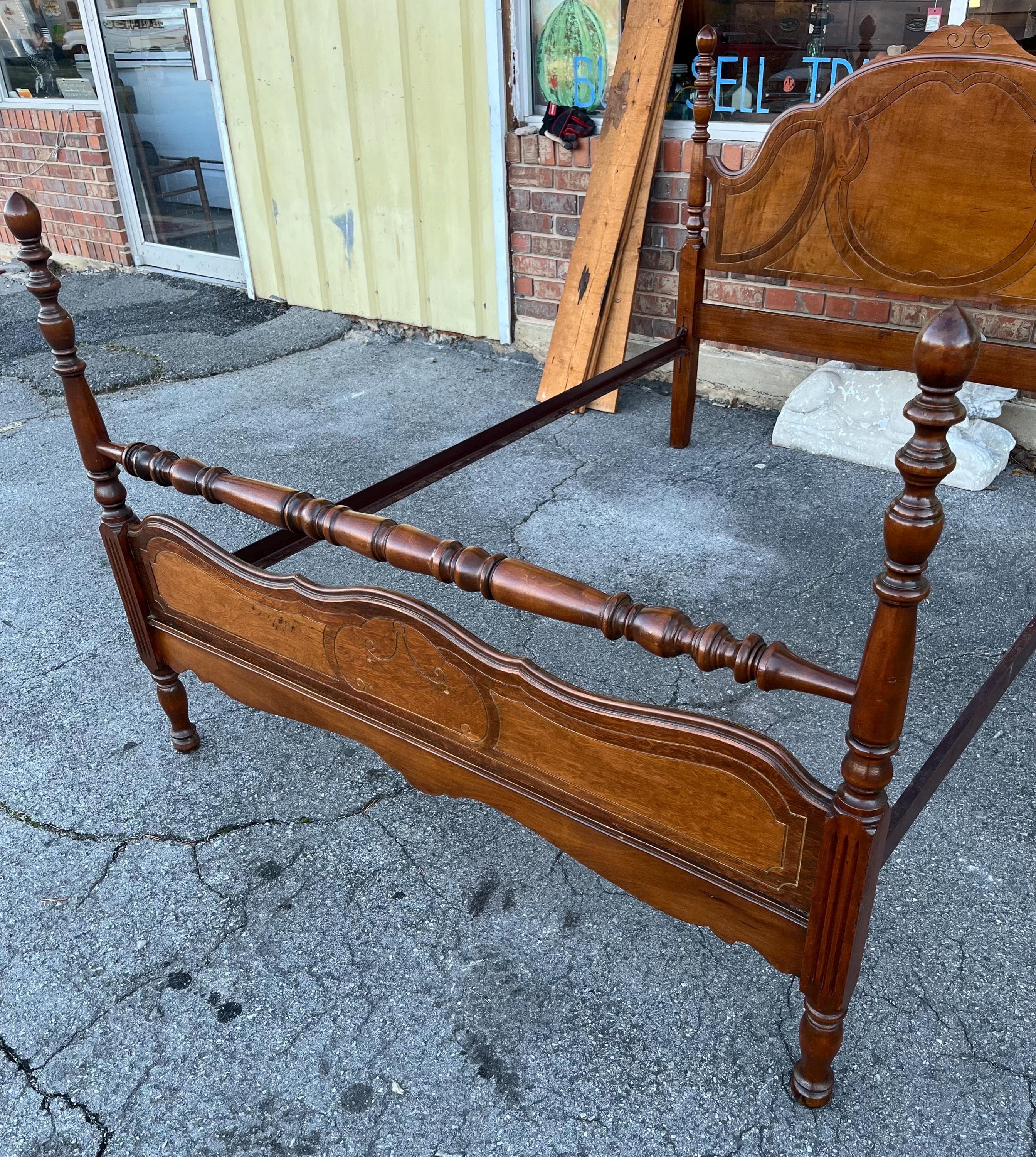 Depression Era Full Size Poster Bed - Thumbnail 6