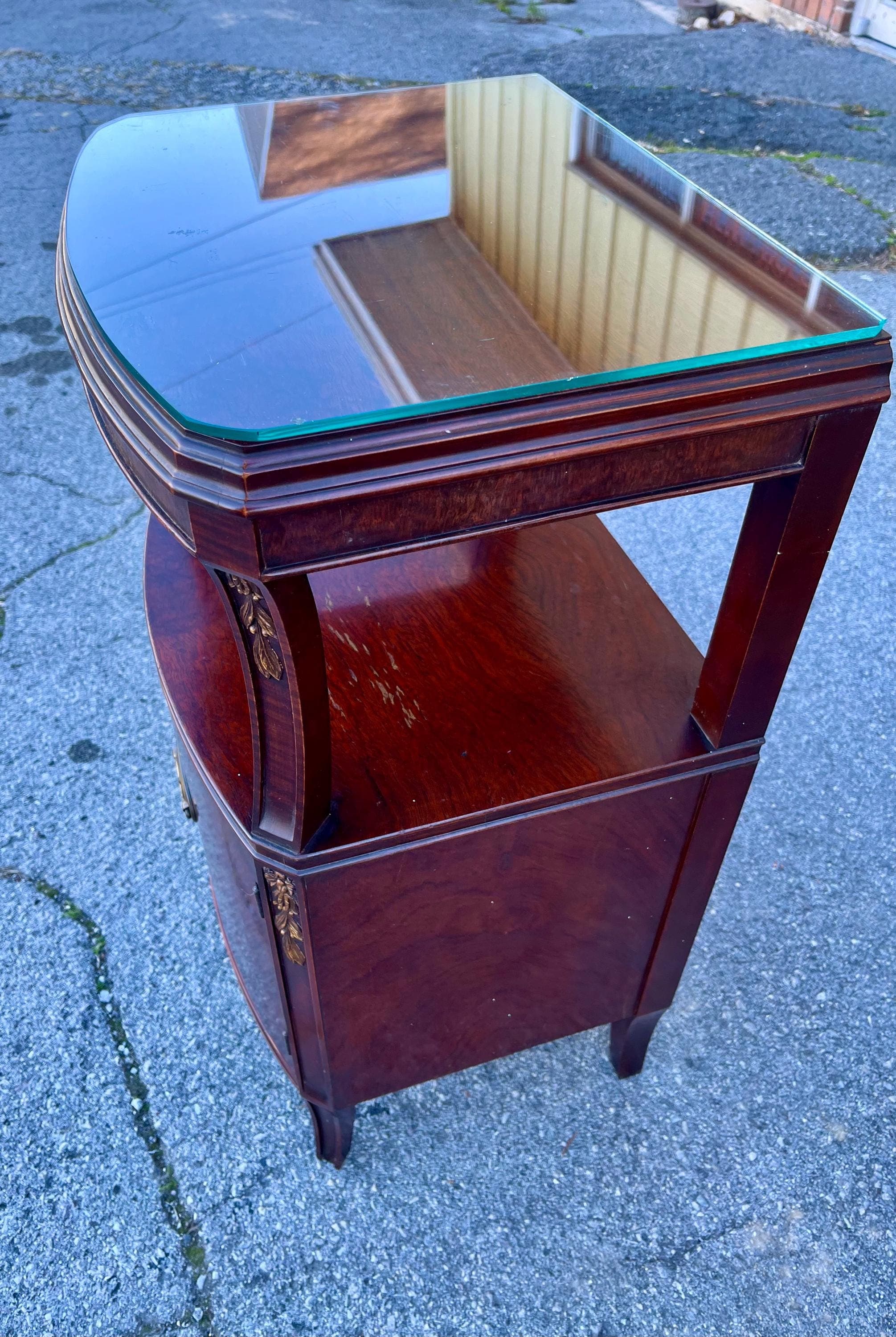 Romweber Nightstand - Thumbnail 5