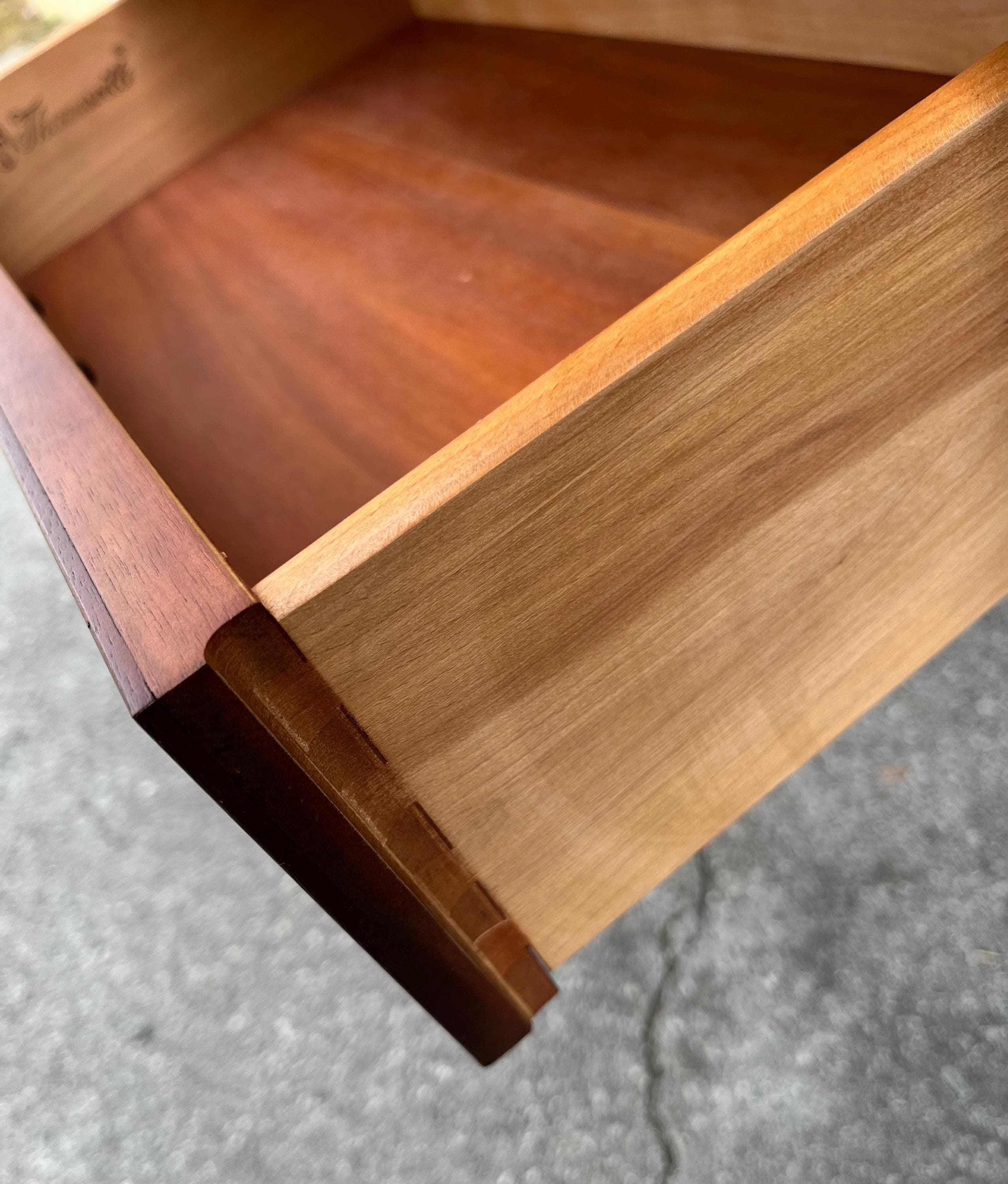 Thomasville Console or Sofa Table - Thumbnail 5