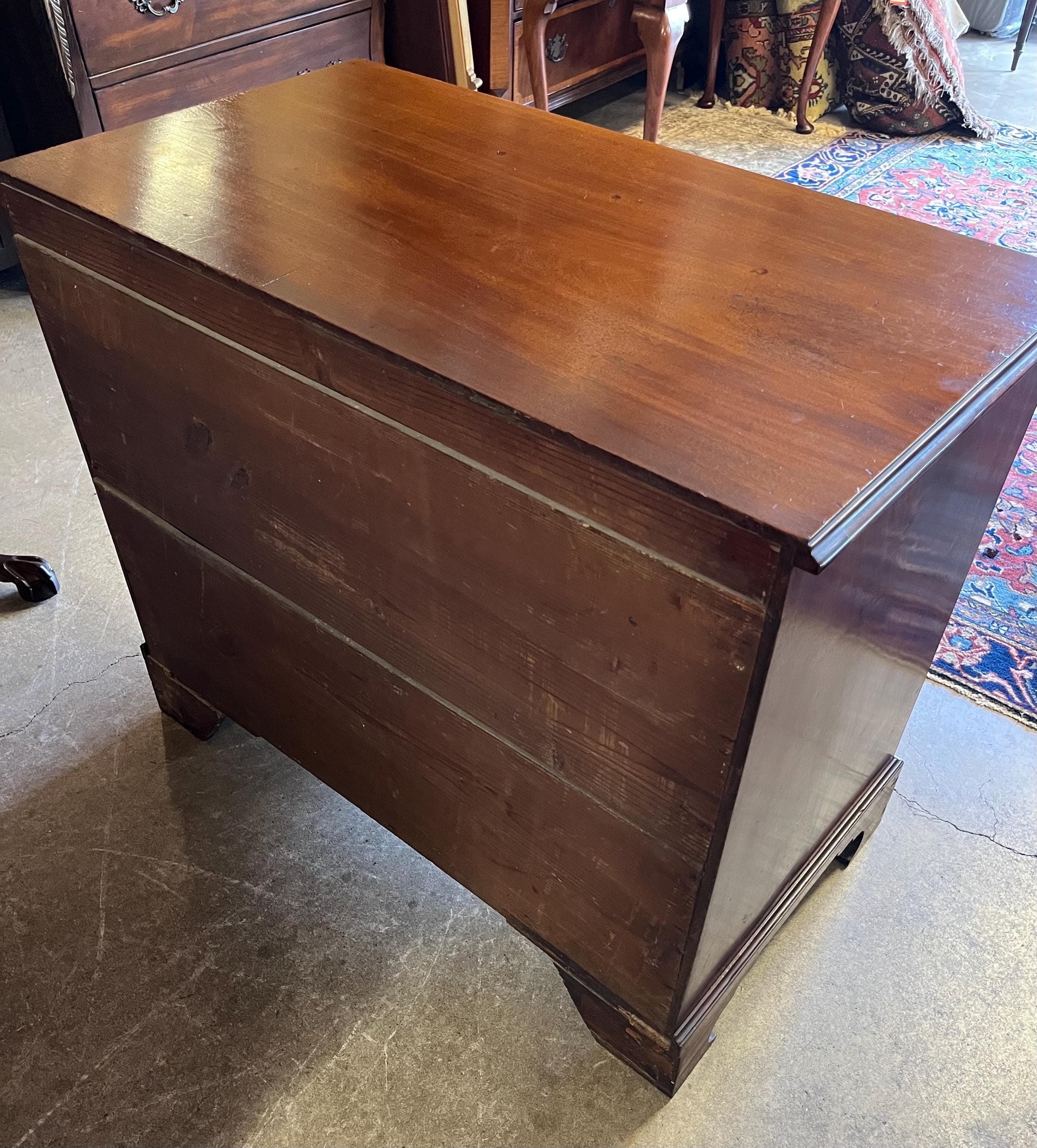 Antique American Mahogany Kneehole Desk - Thumbnail 6