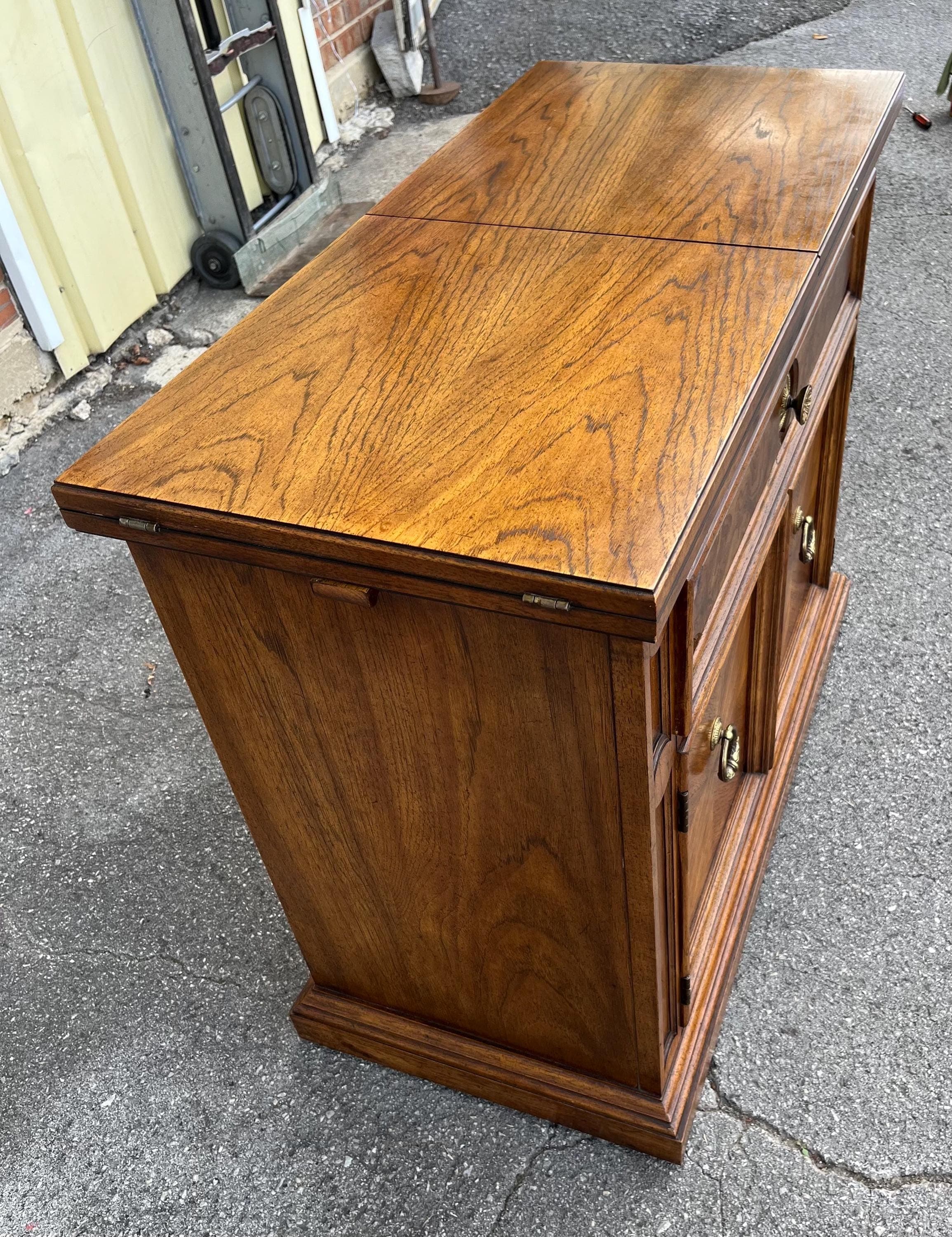 Bar Cart or Server by Thomasville - Thumbnail 5