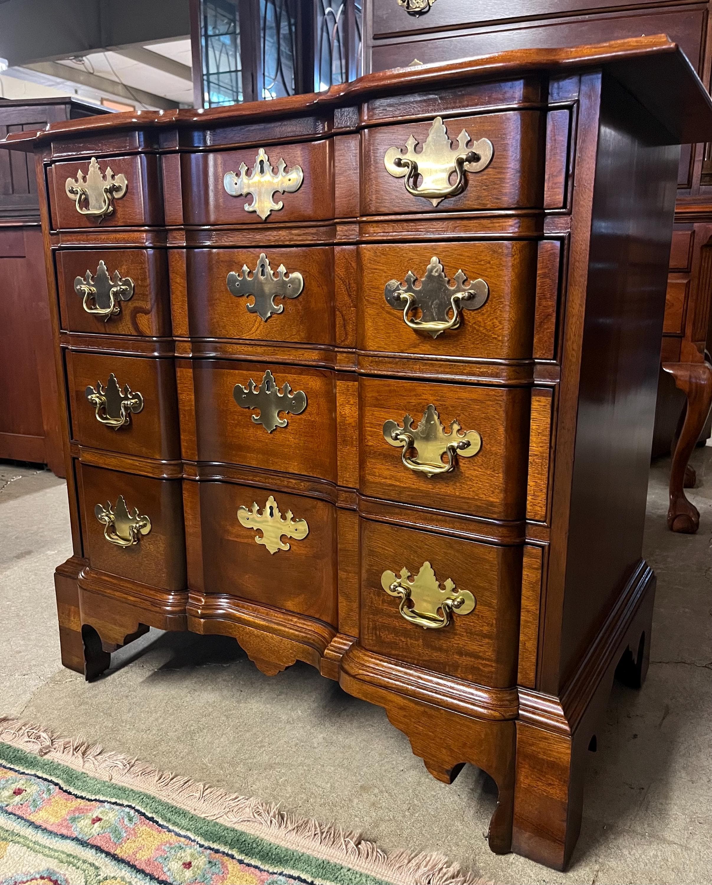 Councill Craftsmen Block Front Chest - Thumbnail 8