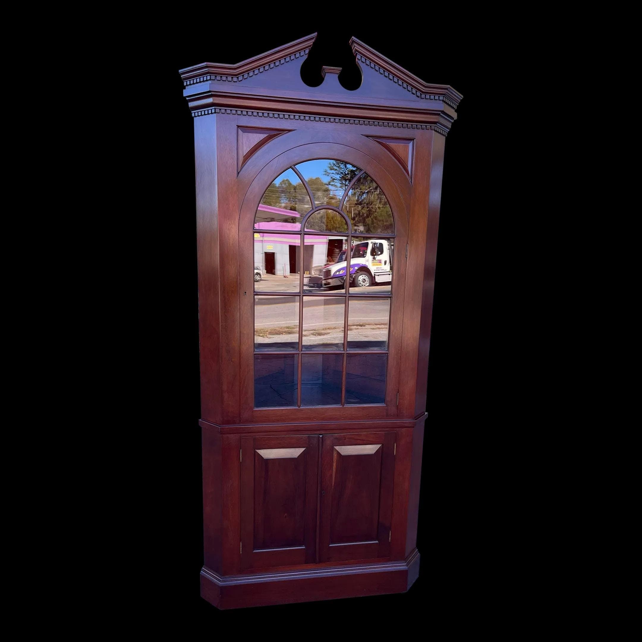 Biggs Old Dominion Corner Cabinet - Image 1