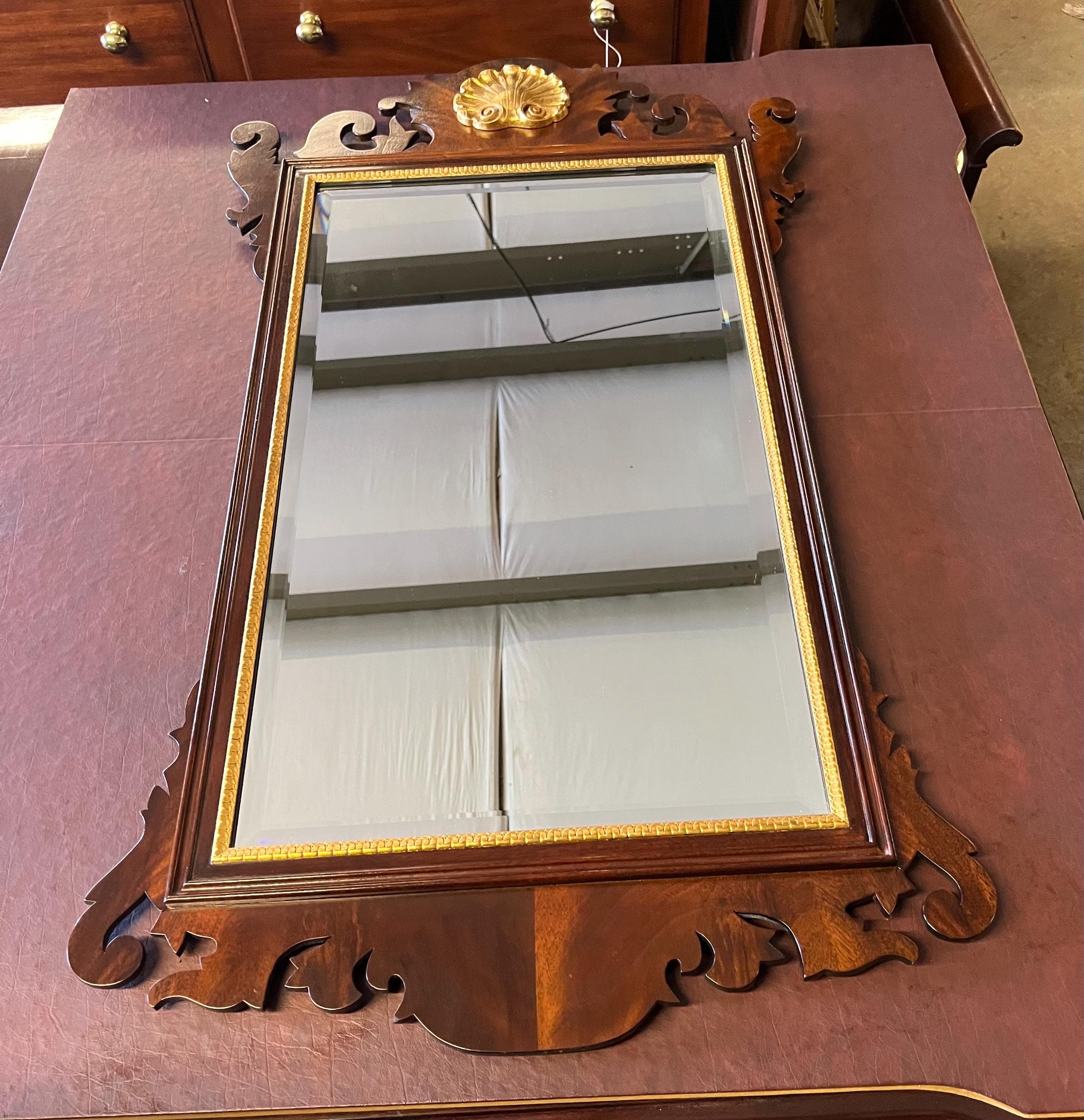 Henkel Harris H-5 Chippendale Mirror - Thumbnail 3