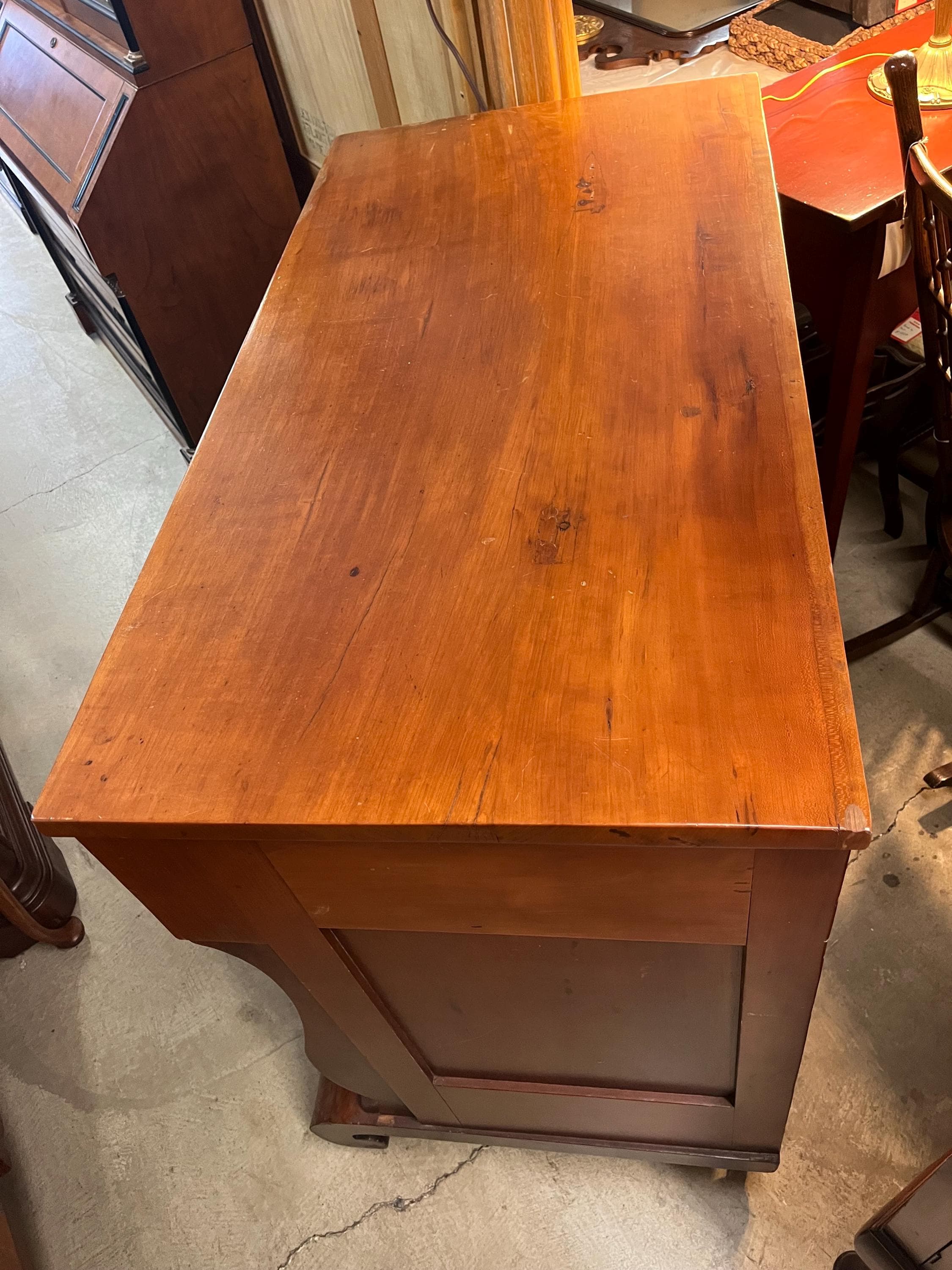 American Empire Flame Mahogany Chest of Drawers - Thumbnail 6